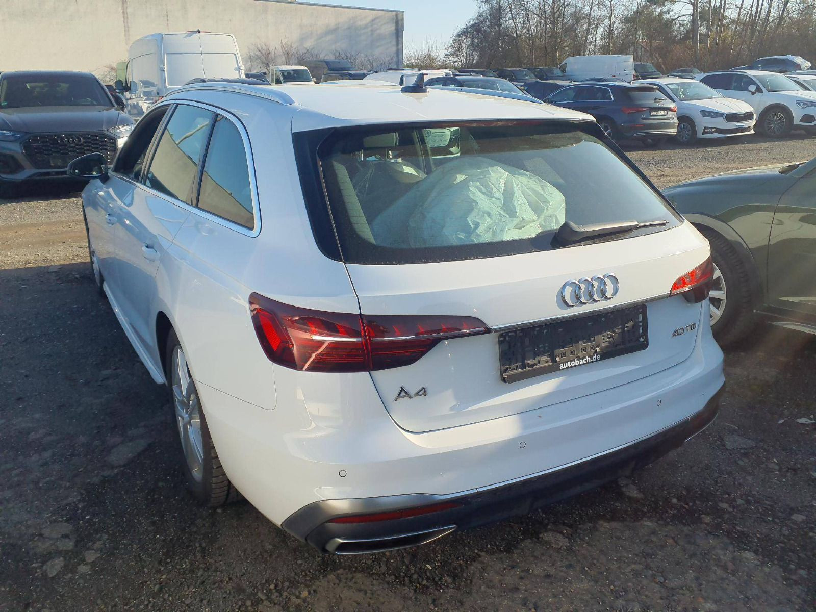 Audi A4 Avant S line 40TDI Navi Matrix Panorama ACC AHK