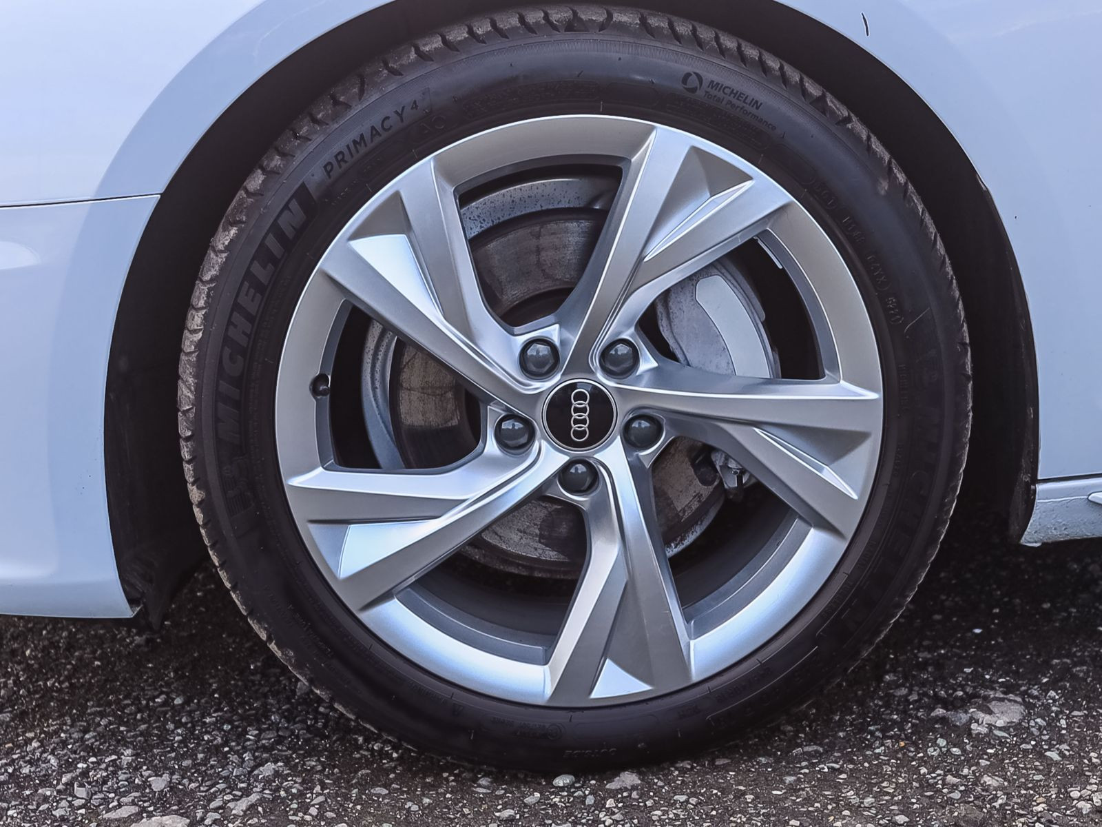 Audi A4 Avant S line 40TDI Navi Matrix Panorama ACC AHK