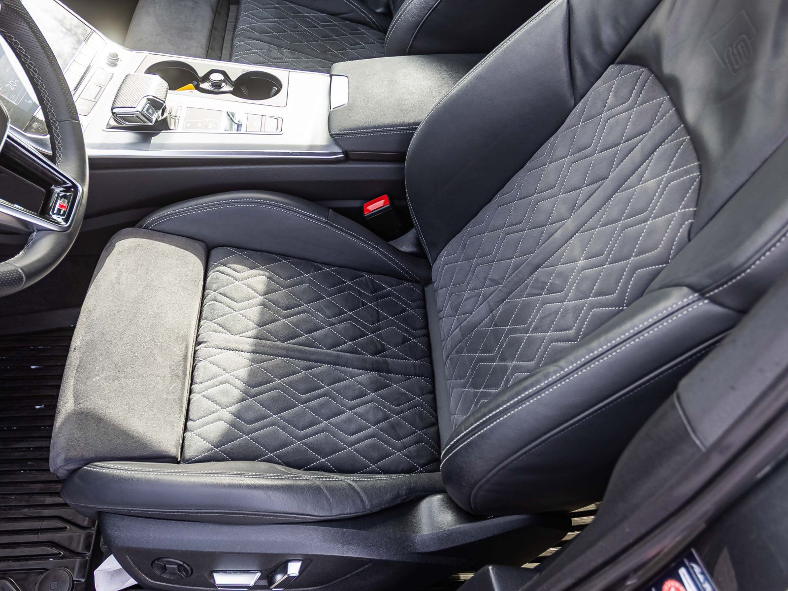 Audi S6 Avant Navi Matrix CarPlay DCC ACC B&O EPH AHK