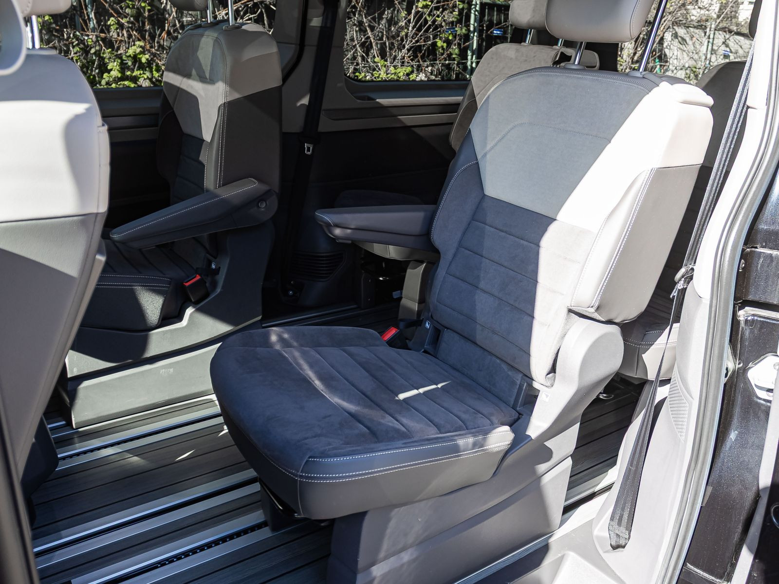 Volkswagen Multivan 2.0 TSI DSG LÜ "Life" ACC HuD EPH DCC