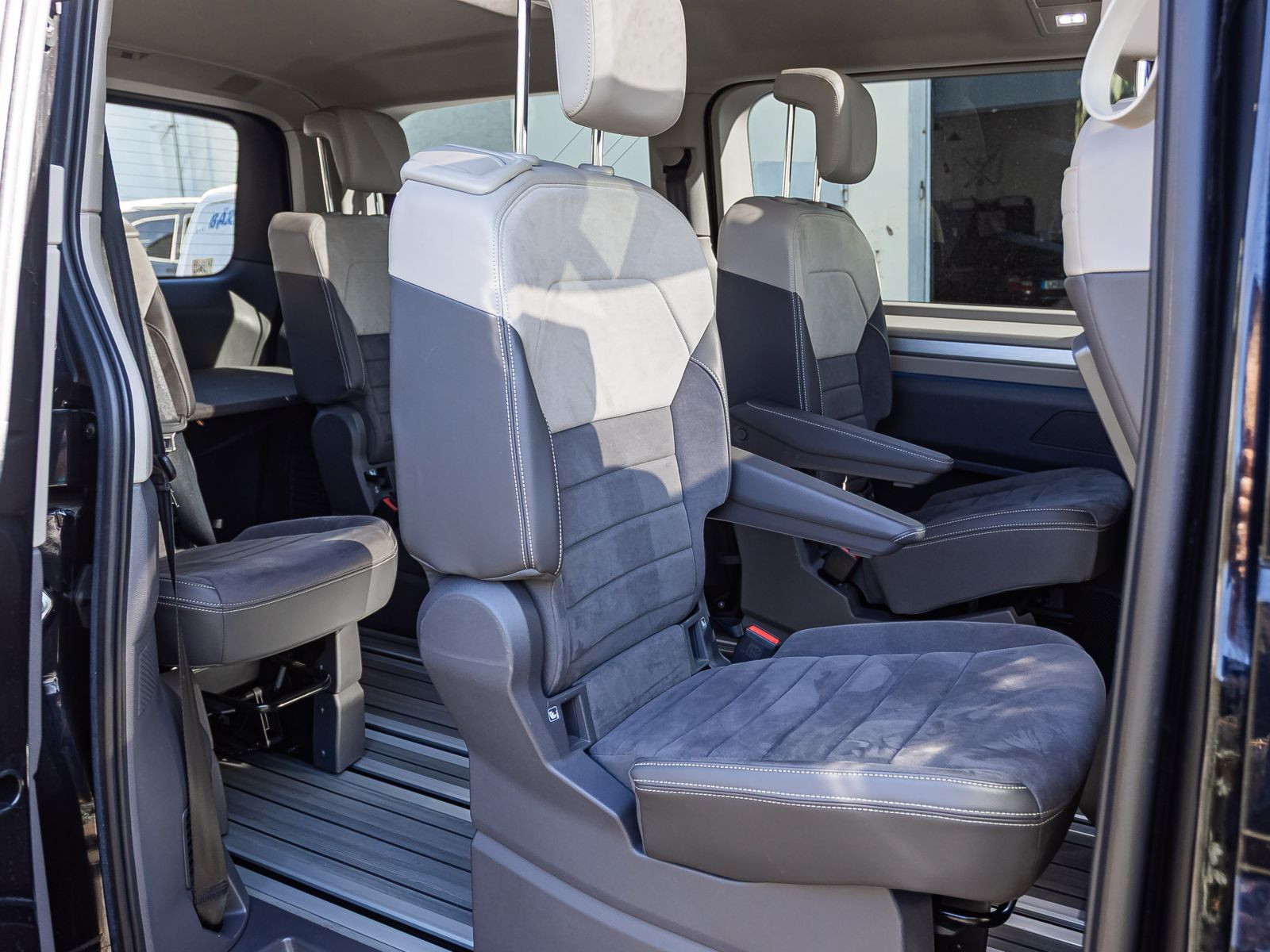 Volkswagen Multivan 2.0 TSI DSG LÜ "Life" ACC HuD EPH DCC