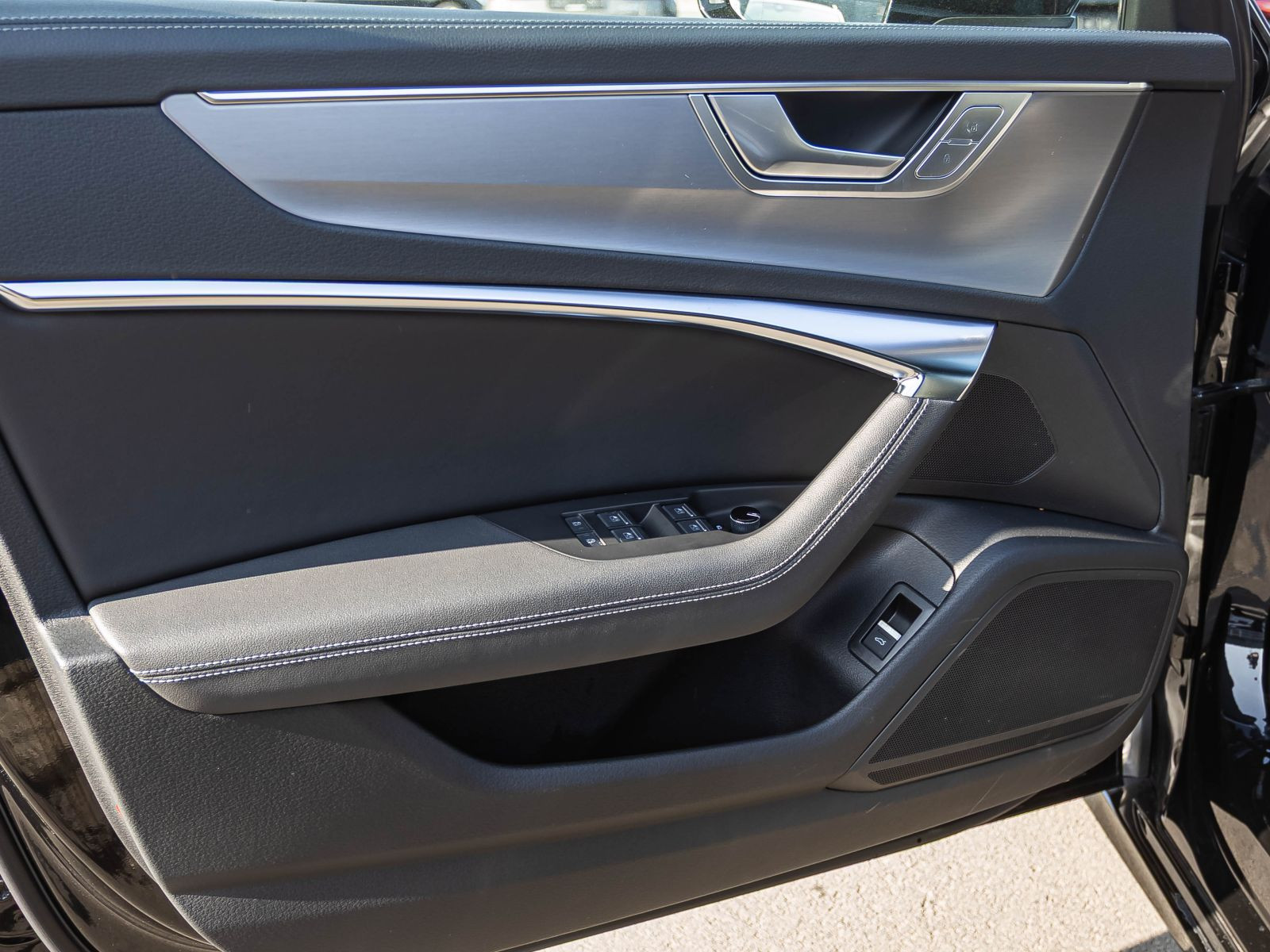 Audi A6 Avant S line 55TFSI qu Navi Matrix Standhzg ACC