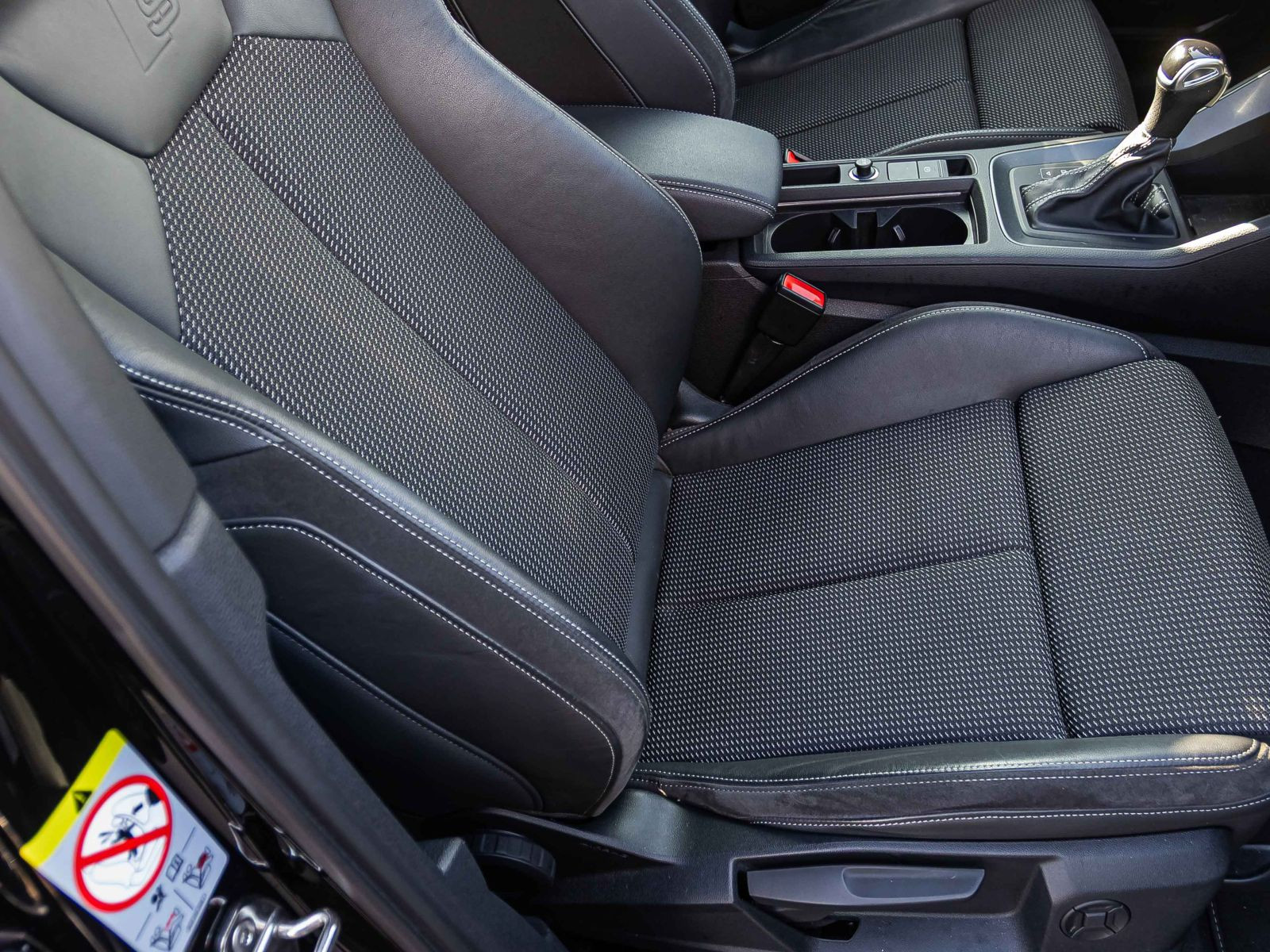 Audi Q3 Sportback S line 45TFSIe Navi LED EPH DAB