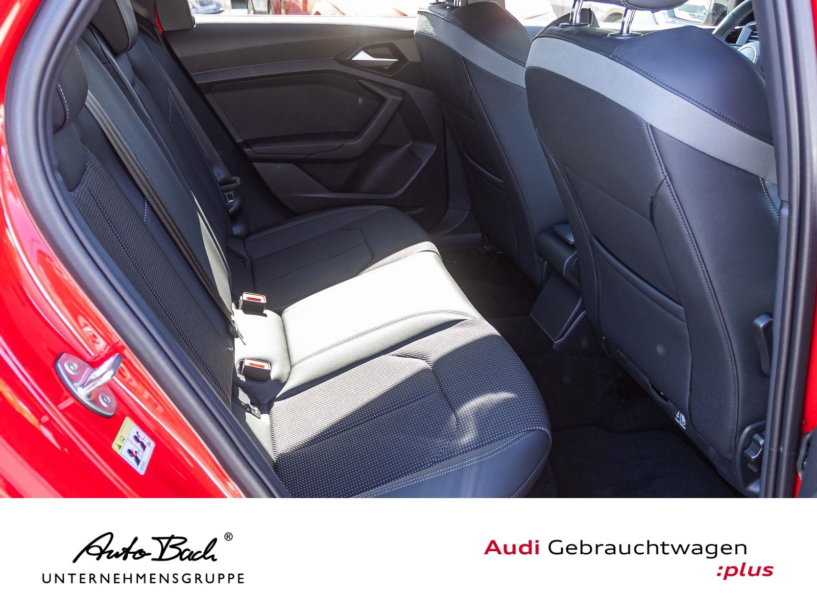 Audi A1 Sportback S line 40TFSI Stronic LED SONOS ACC