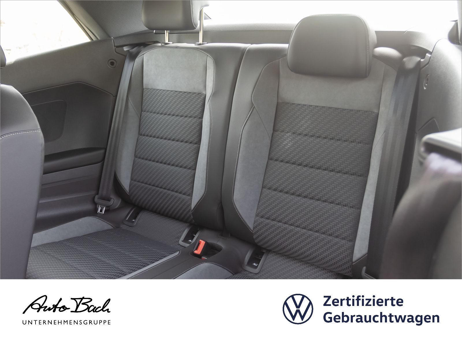 Volkswagen T-Roc Cabriolet R-Line 1.5TSI LED ACC CarPlay EPH