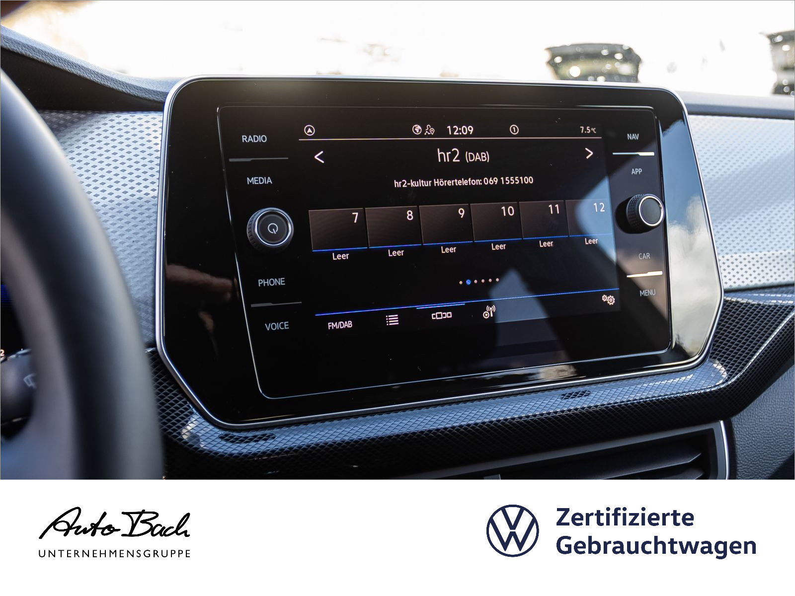 Volkswagen T-Cross 1.0 TSI DSG Goal, Navi, LED, AHK, App-Connect, Ganzjahresreifen