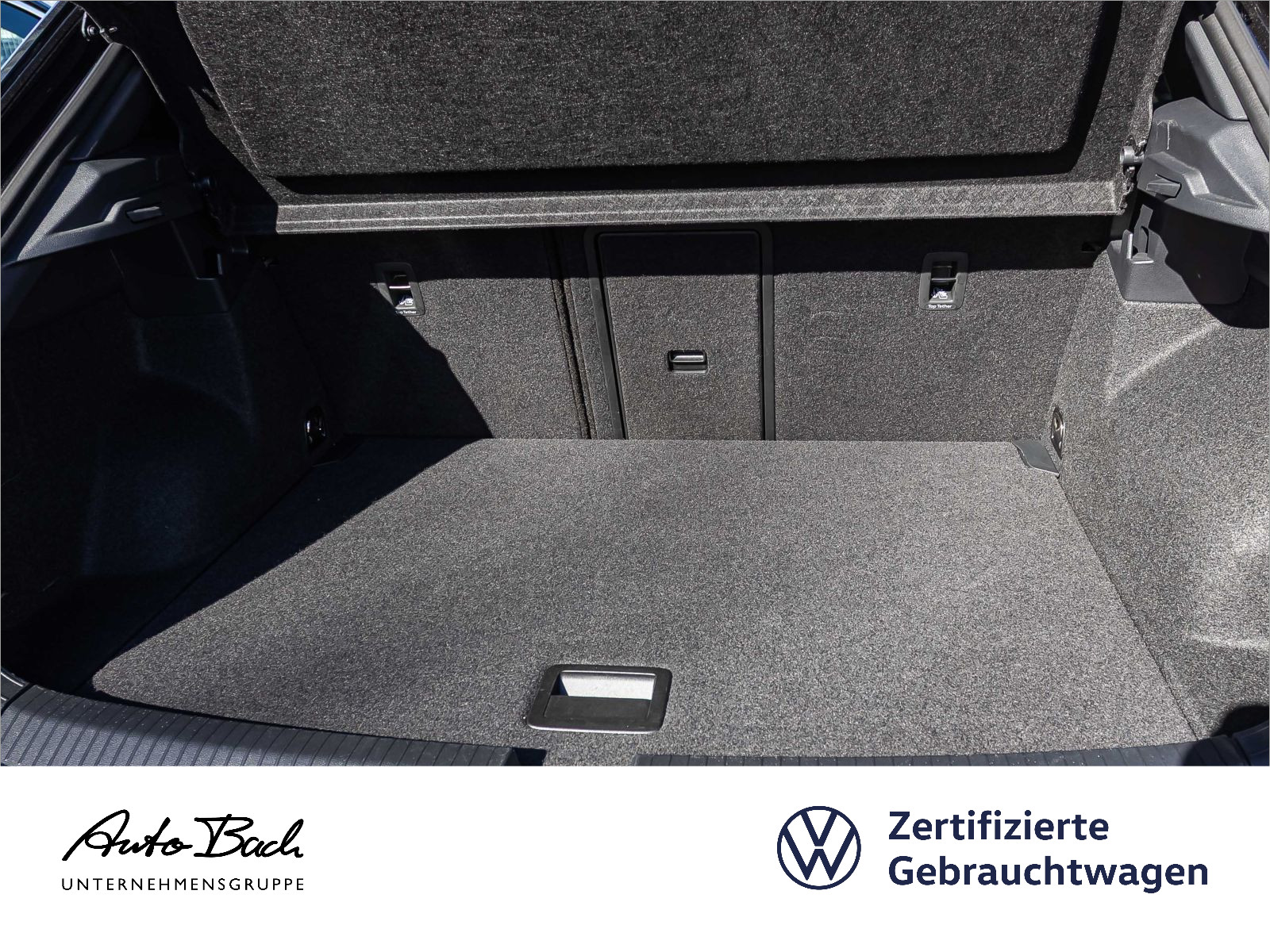 Volkswagen T-ROC 1.5 TSI DSG R-Line, AHK, Navi, LED, Rückfahrkamera, App-Connect