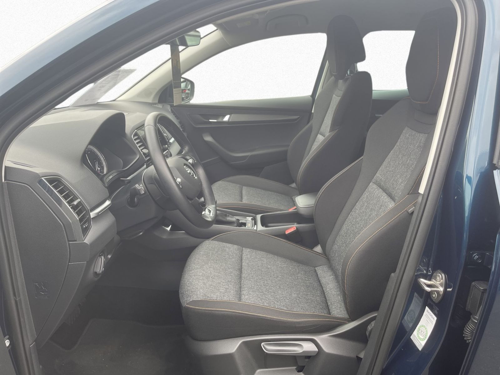 Skoda Karoq Clever 2.0 TDI Navi LED DSG EPH GRA CarPlay