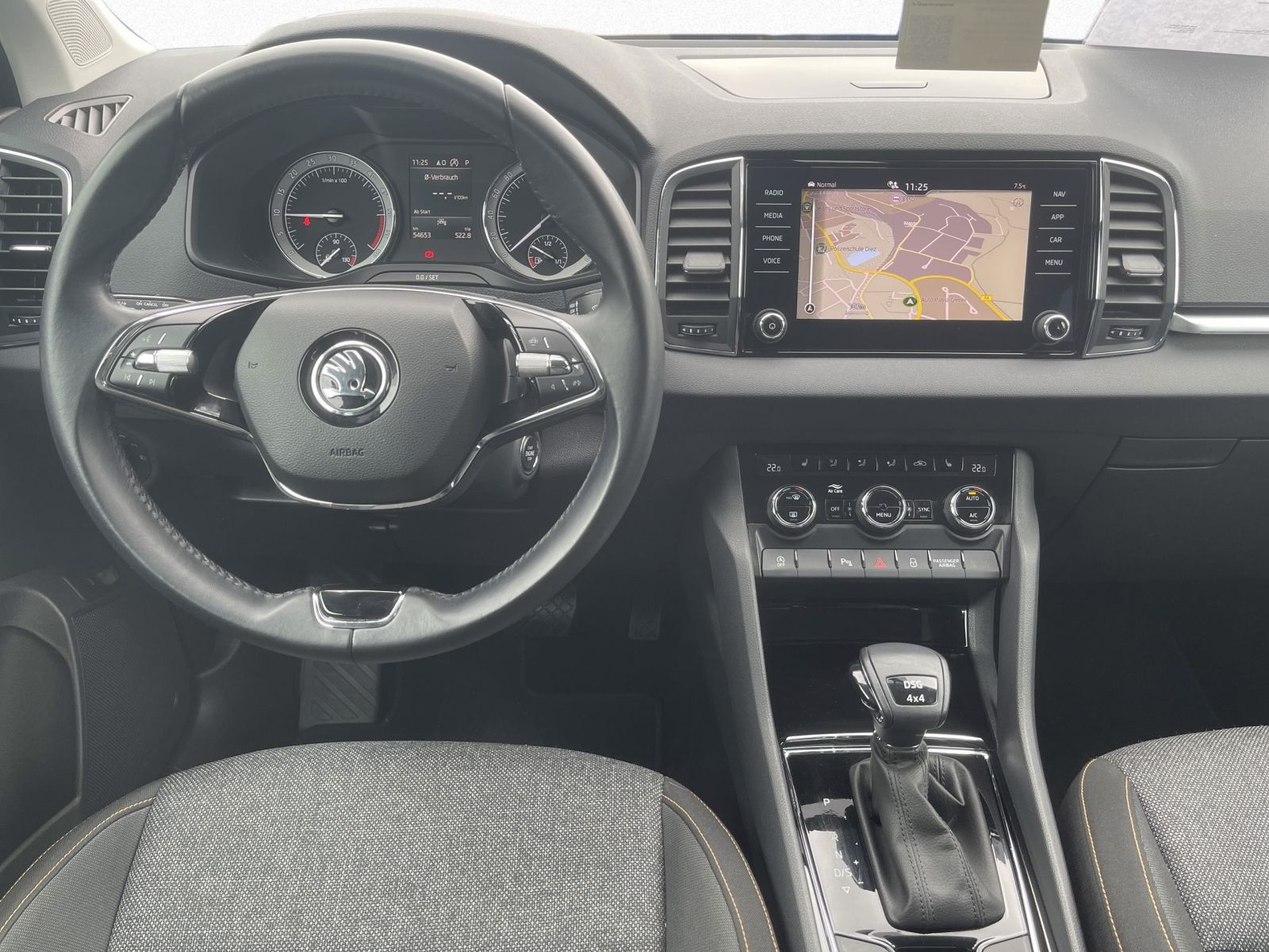 Skoda Karoq Clever 2.0 TDI Navi LED DSG EPH GRA CarPlay