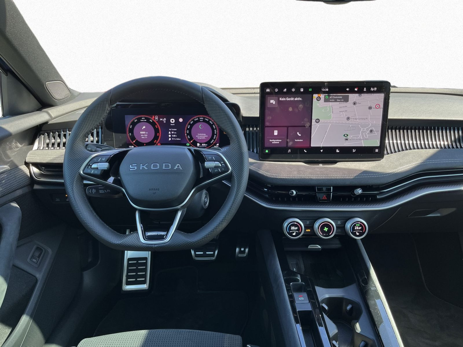 Skoda Superb Combi Sportline 2,0 TDI DSG 4x4 ACC AHK