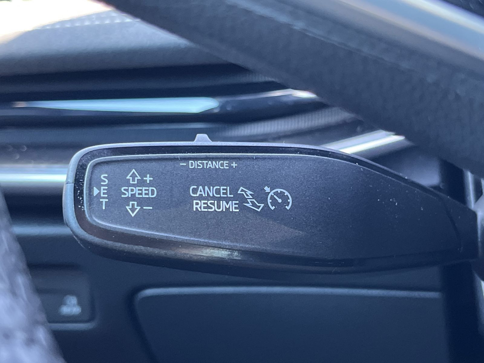 Skoda Superb Combi Sportline 2,0 TDI DSG 4x4 ACC AHK