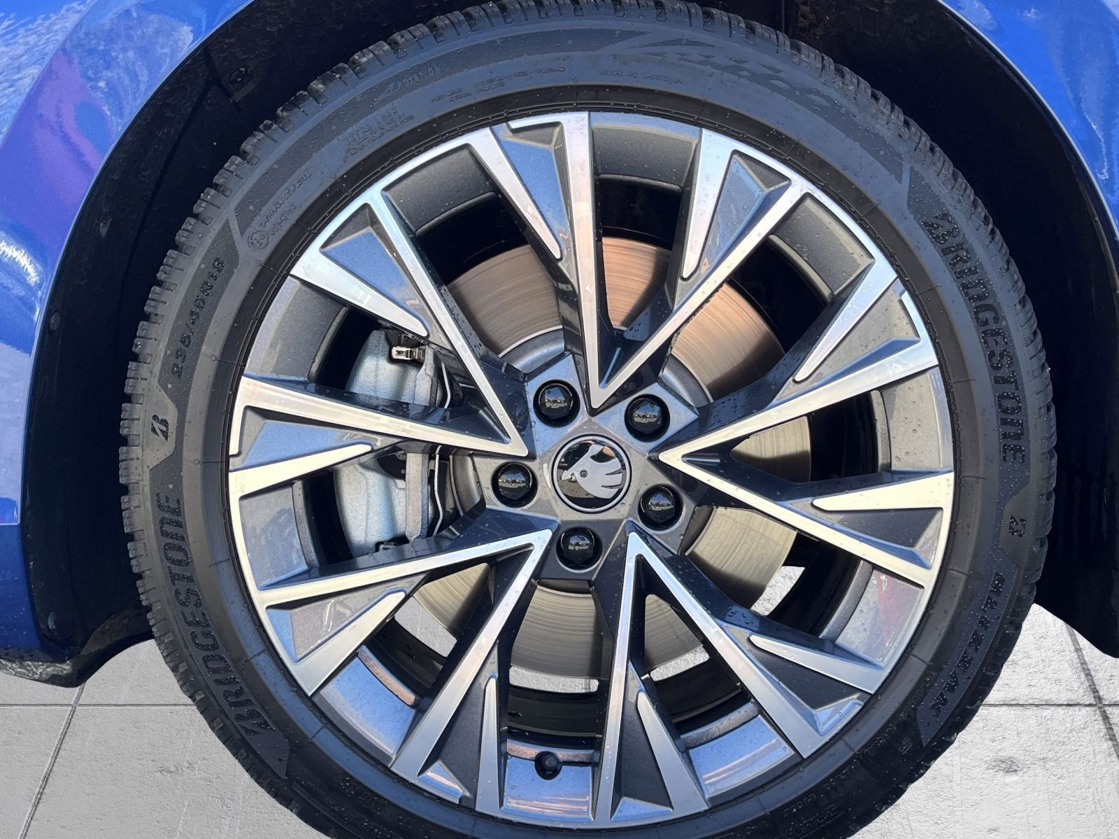 Skoda Superb Combi Sportline 2,0 TDI DSG 4x4 ACC AHK