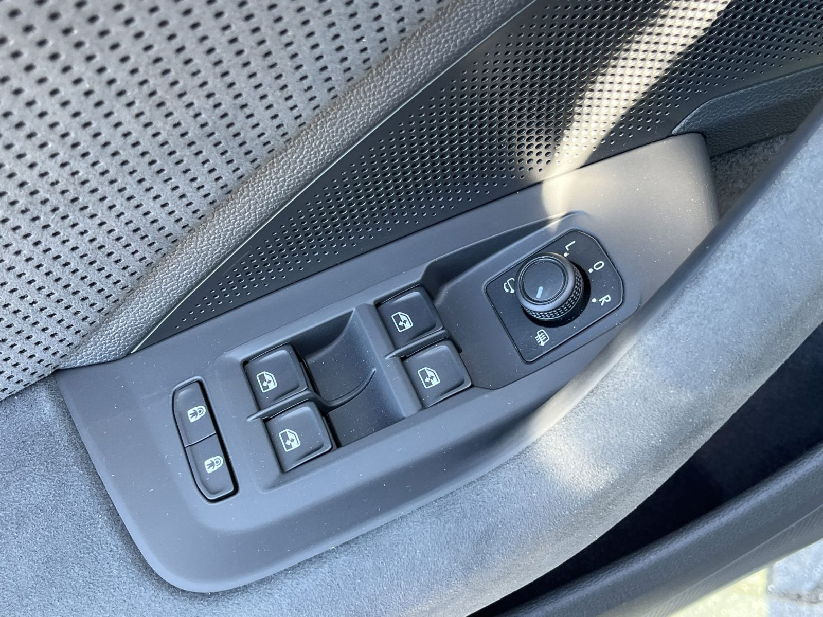 Skoda Superb Combi Sportline 2,0 TDI DSG 4x4 ACC AHK