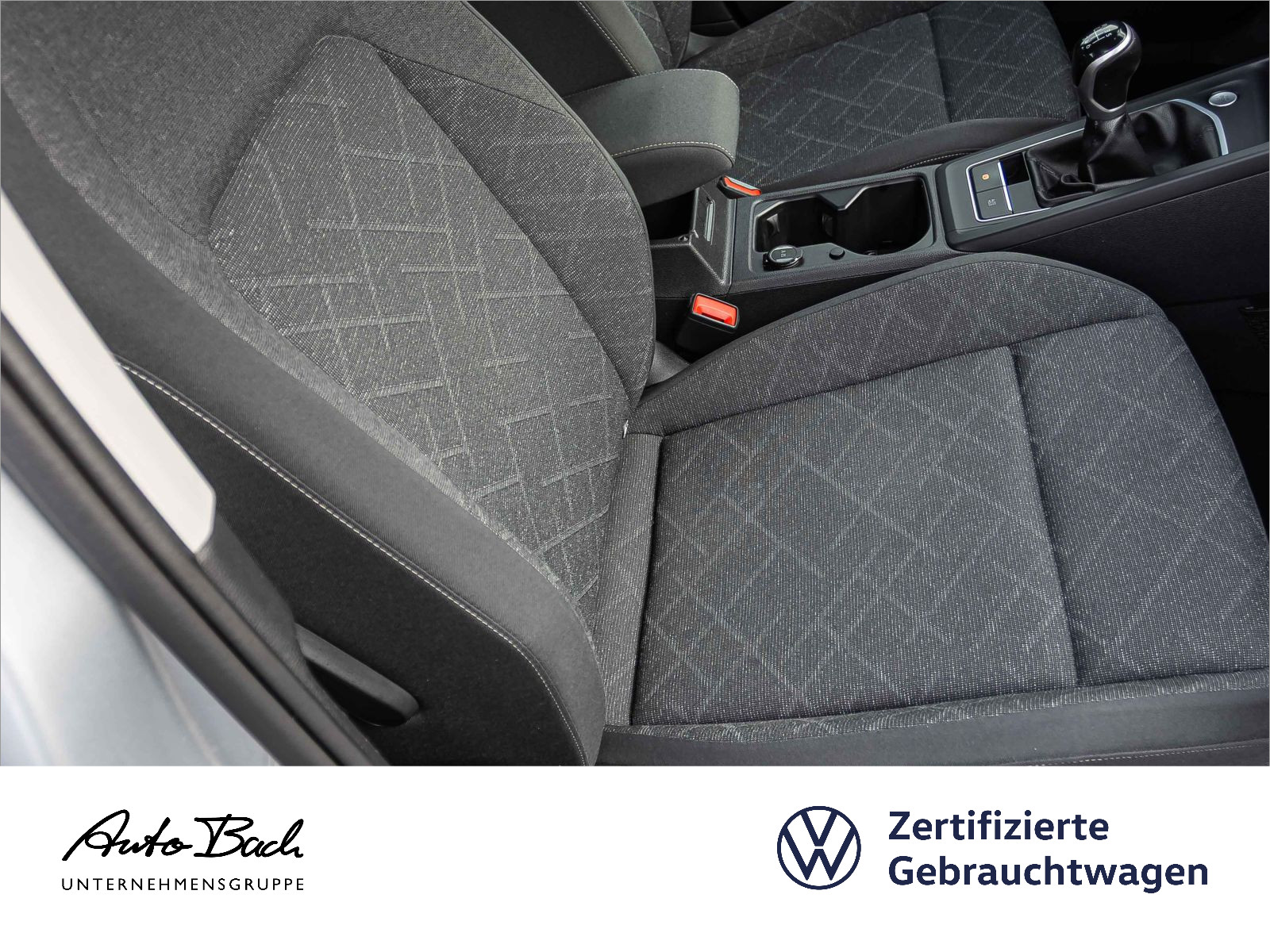 Volkswagen Golf VIII Life 1.5TSI Navi LED ACC CarPlay EPH