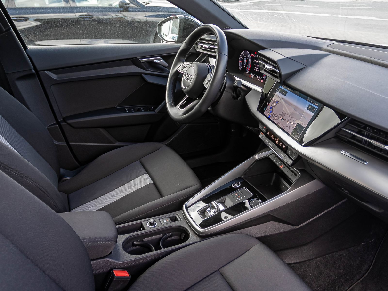 Audi A3 Limousine advanced 30TFSI Stronic Navi LED ACC