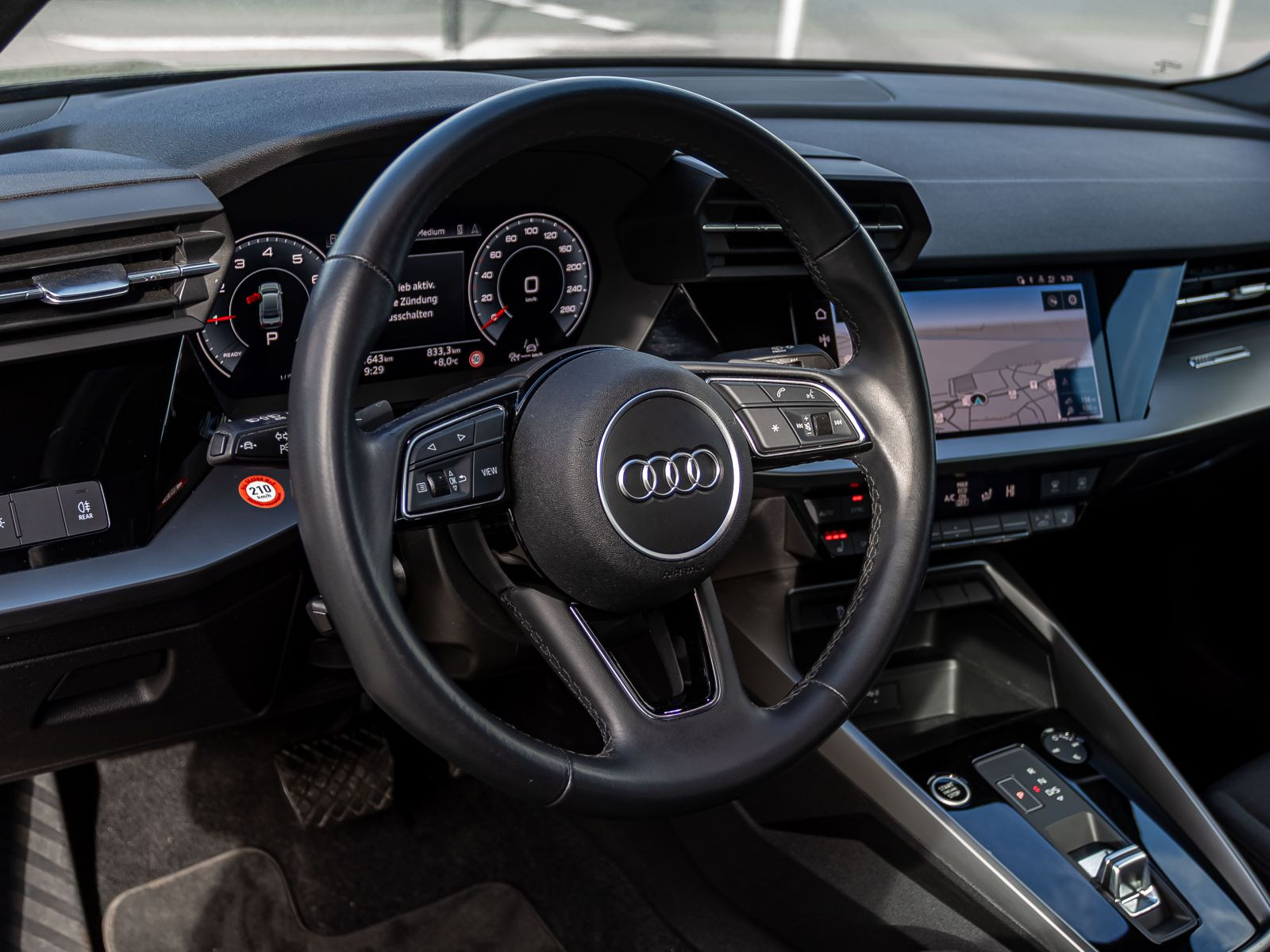 Audi A3 Limousine advanced 30TFSI Stronic Navi LED ACC