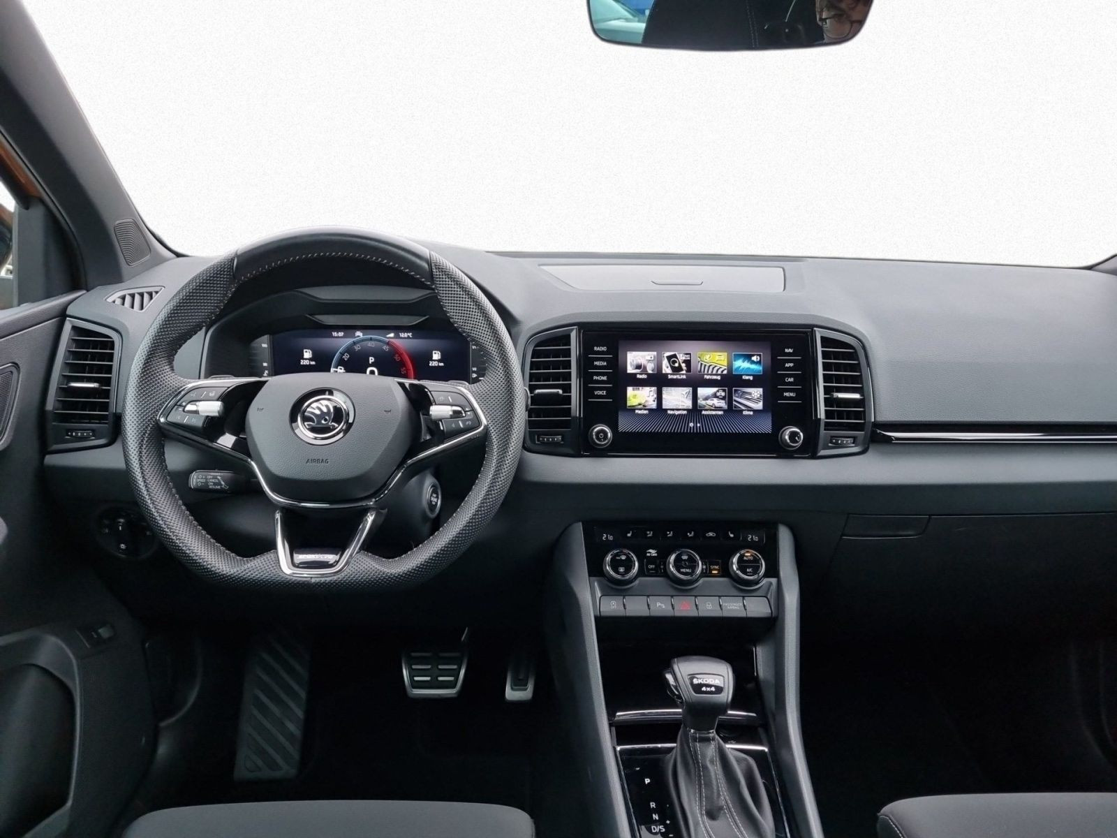 Skoda Karoq Sportline 2.0TDI DSG LED ACC AHK EPH