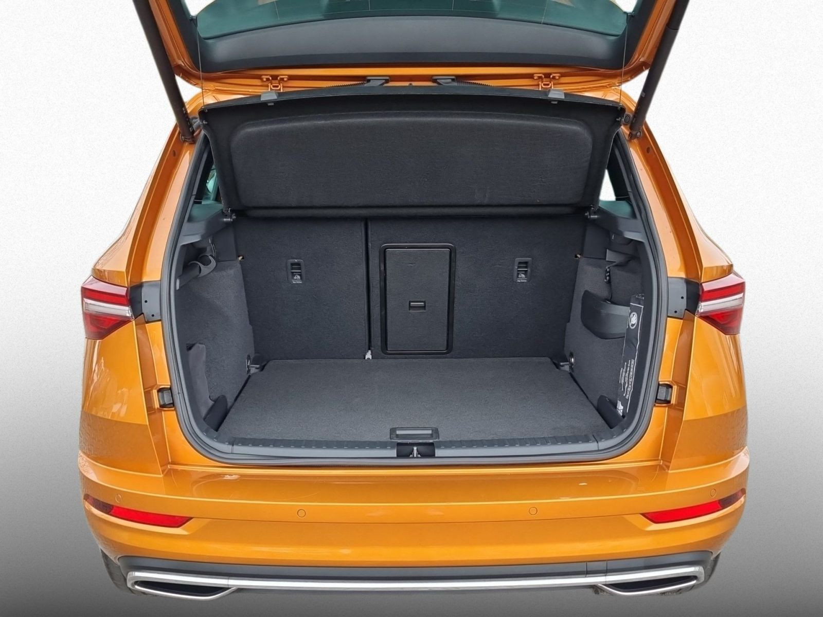 Skoda Karoq Sportline 2.0TDI DSG LED ACC AHK EPH