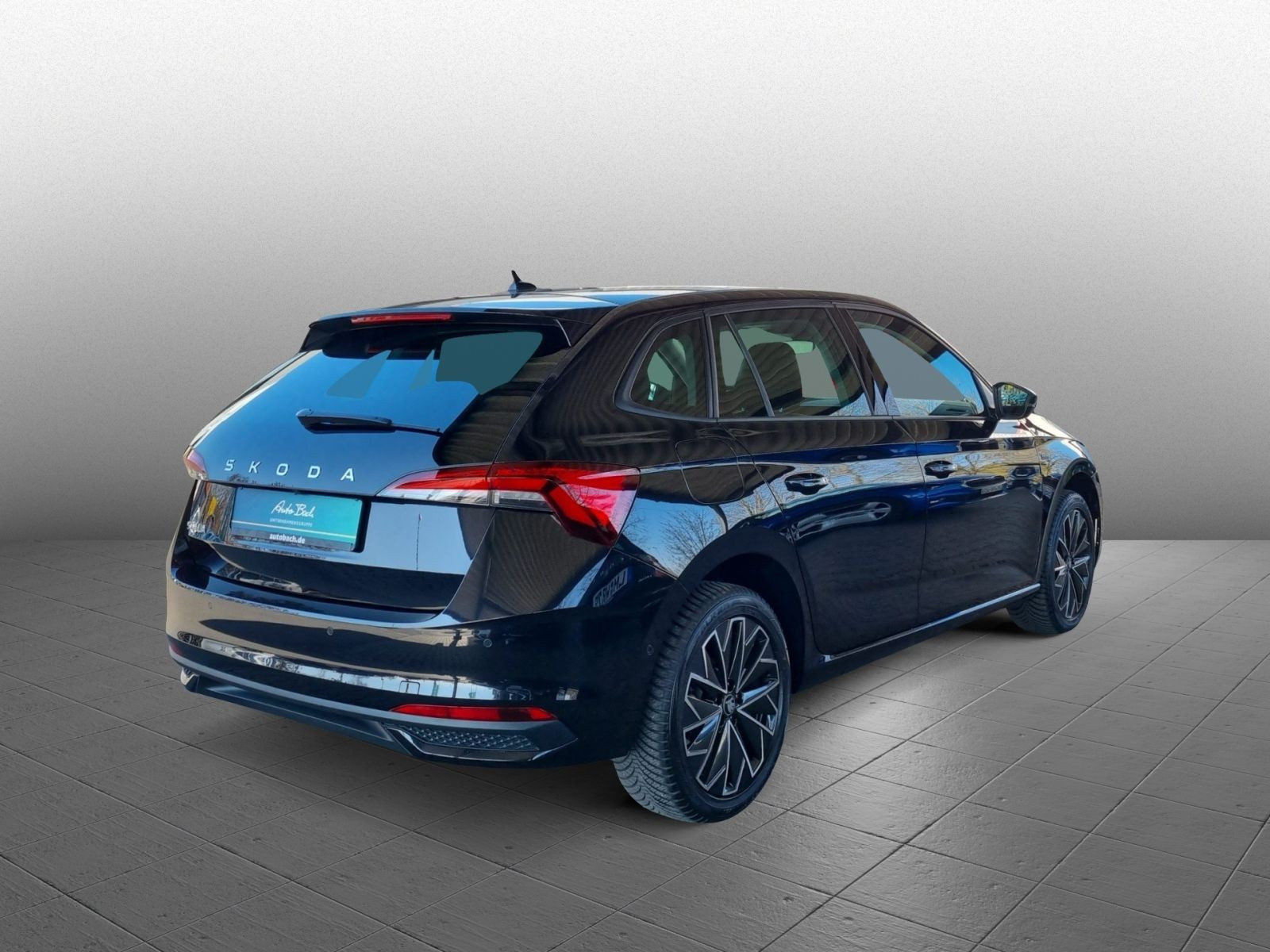 Skoda Scala Tour 1.0TSI DSG ACC EPH LED Navi CarPlay