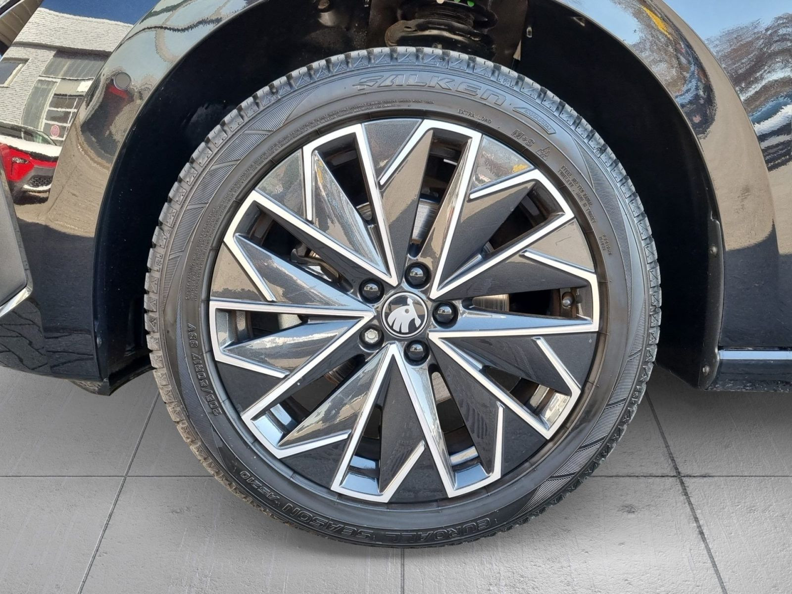 Skoda Scala Tour 1.0TSI DSG ACC EPH LED Navi CarPlay