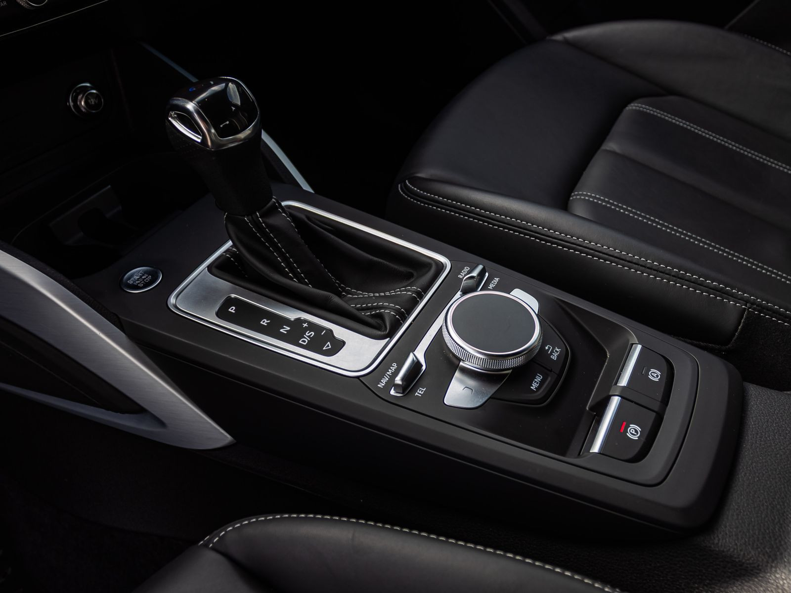 Audi Q2 S line 40TFSI qu Stronic Navi LED ACC EPH AHK