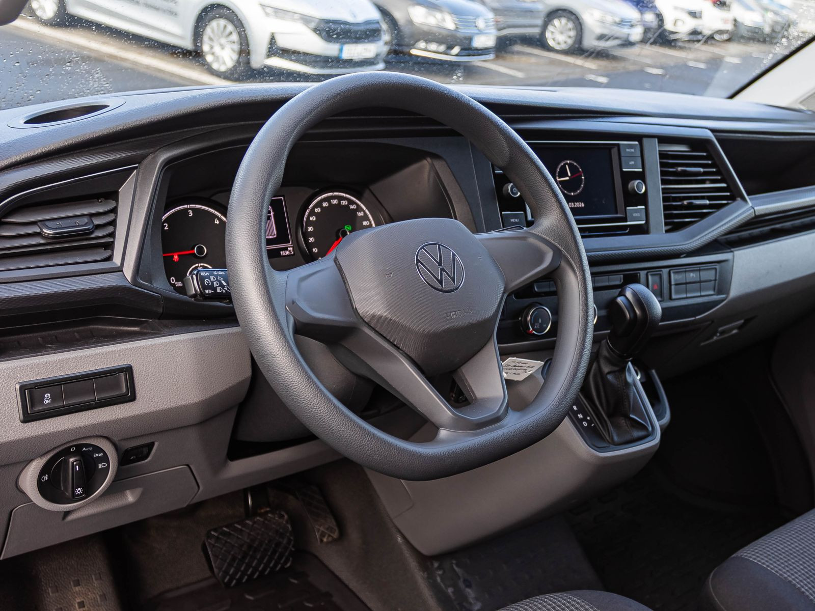 Volkswagen T6.1 Transporter 2.0 TDI DSG 4Motion Kasten, Standheizung, Klima, Parkpilot, App-Connect