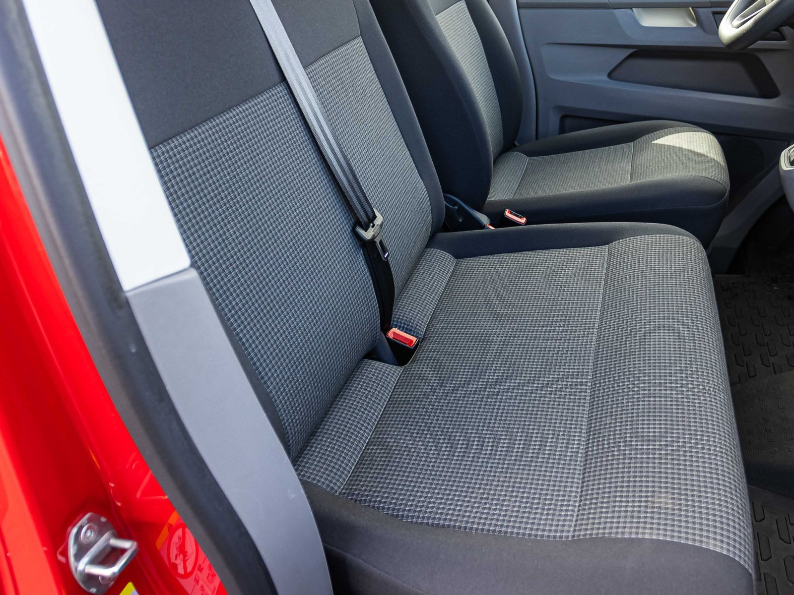 Volkswagen T6.1 Transporter 2.0 TDI DSG 4Motion Kasten, Standheizung, Klima, Parkpilot, App-Connect