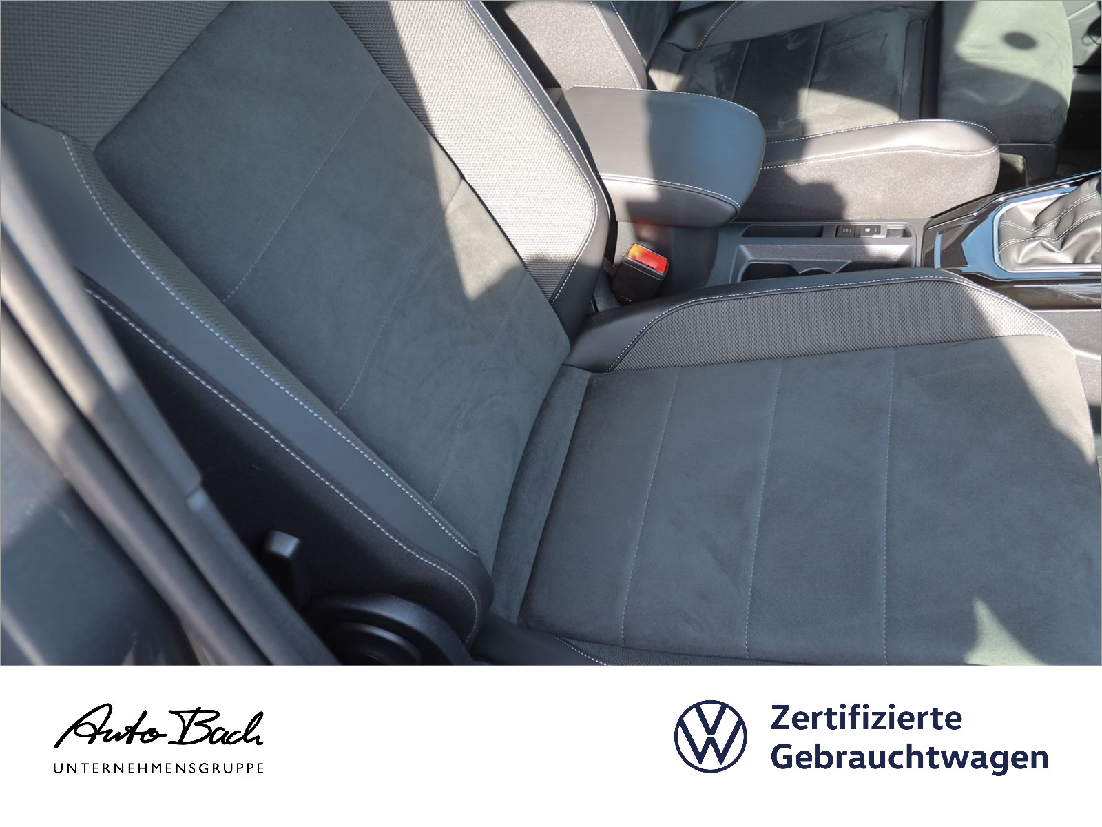 Volkswagen T-ROC 1.5 TSI DSG R-Line, Navi, LED, AHK, Rückfahrkamera, App-Connect