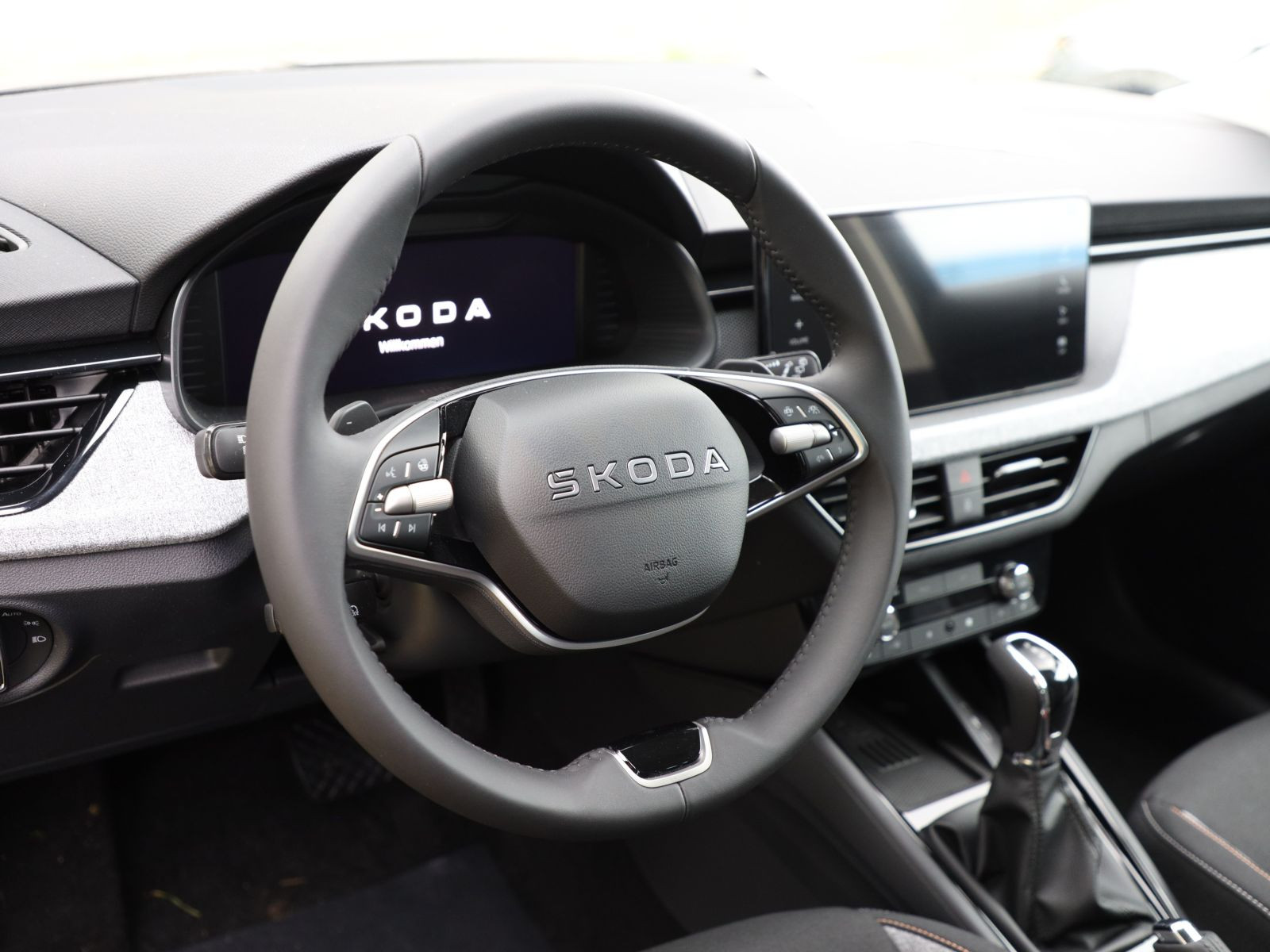 Skoda Scala Balance 1,5 TSI DSG ACC AHK NAVI RFK KESSY
