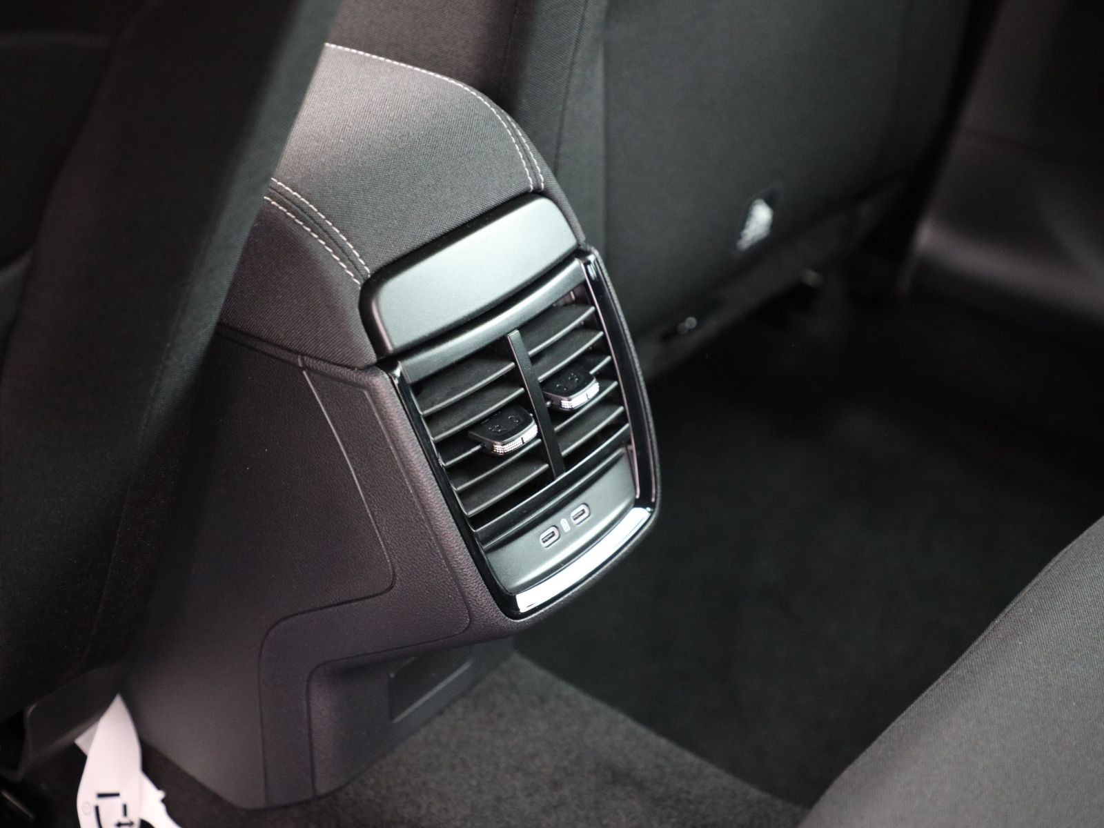 Skoda Scala Balance 1,5 TSI DSG ACC AHK NAVI RFK KESSY
