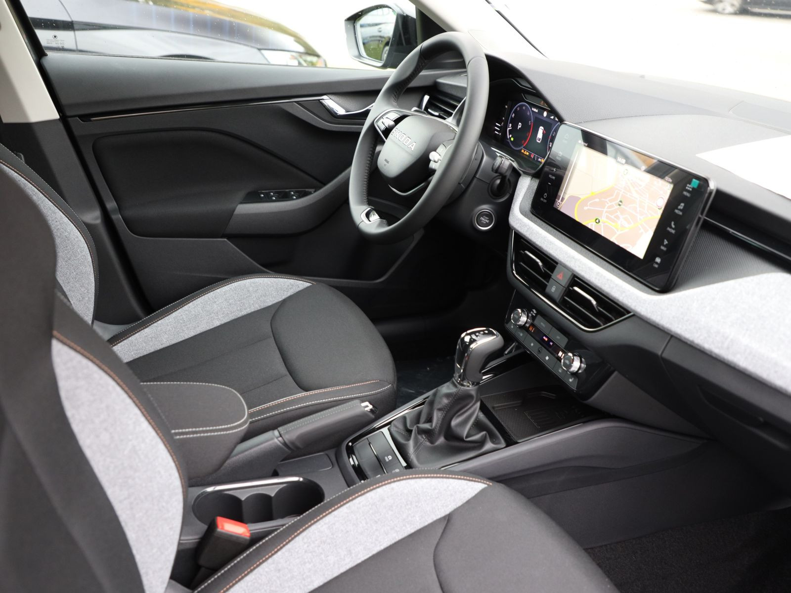 Skoda Scala Balance 1,5 TSI DSG ACC AHK NAVI RFK KESSY