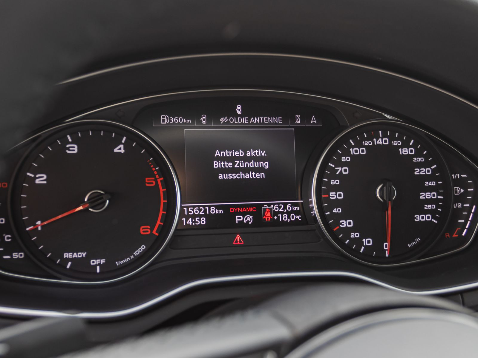 Audi A4 Avant S line 40TDI Stronic Navi LED GRA EPH