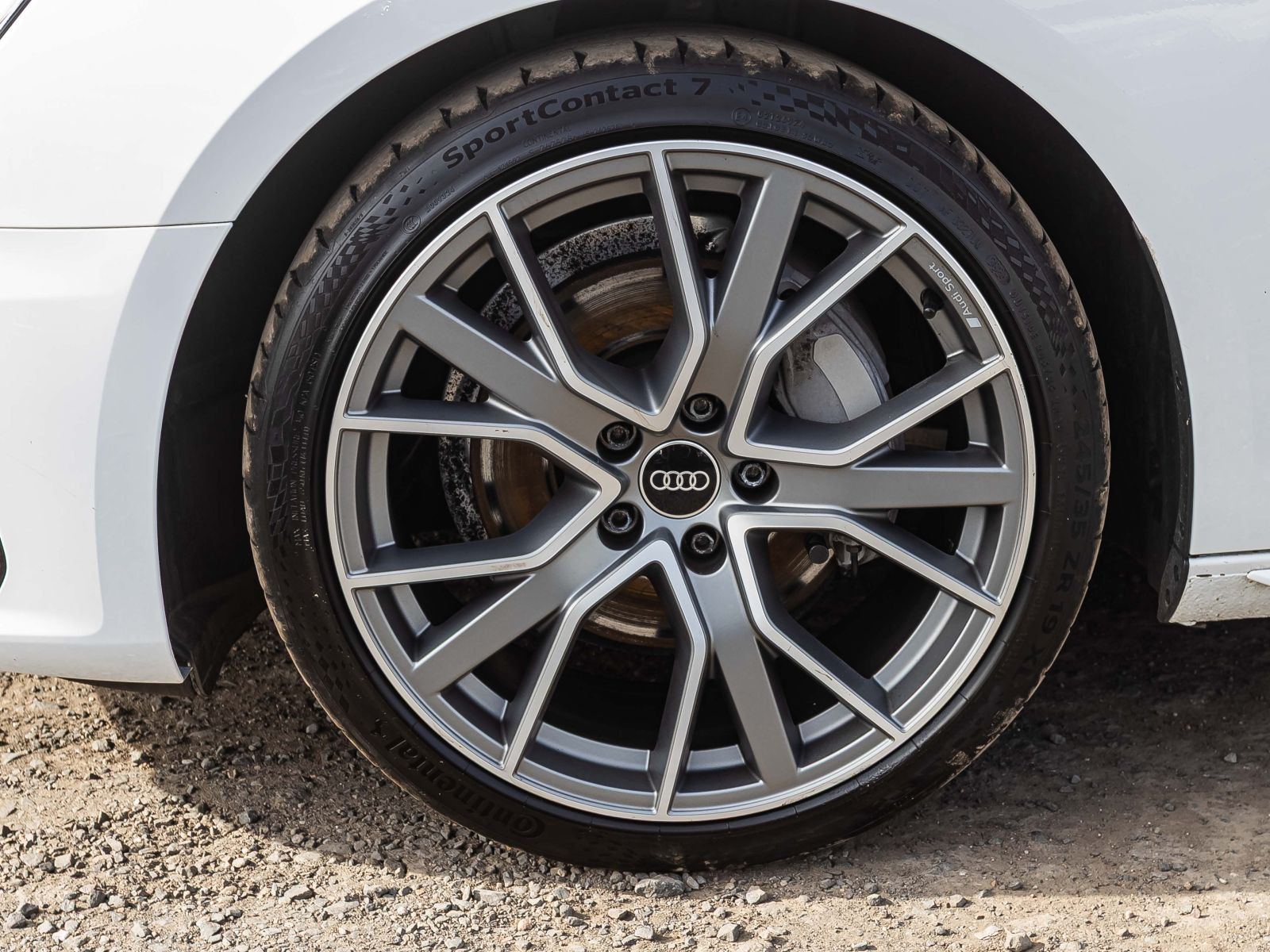 Audi A4 Avant S line 40TDI Stronic Navi LED GRA EPH