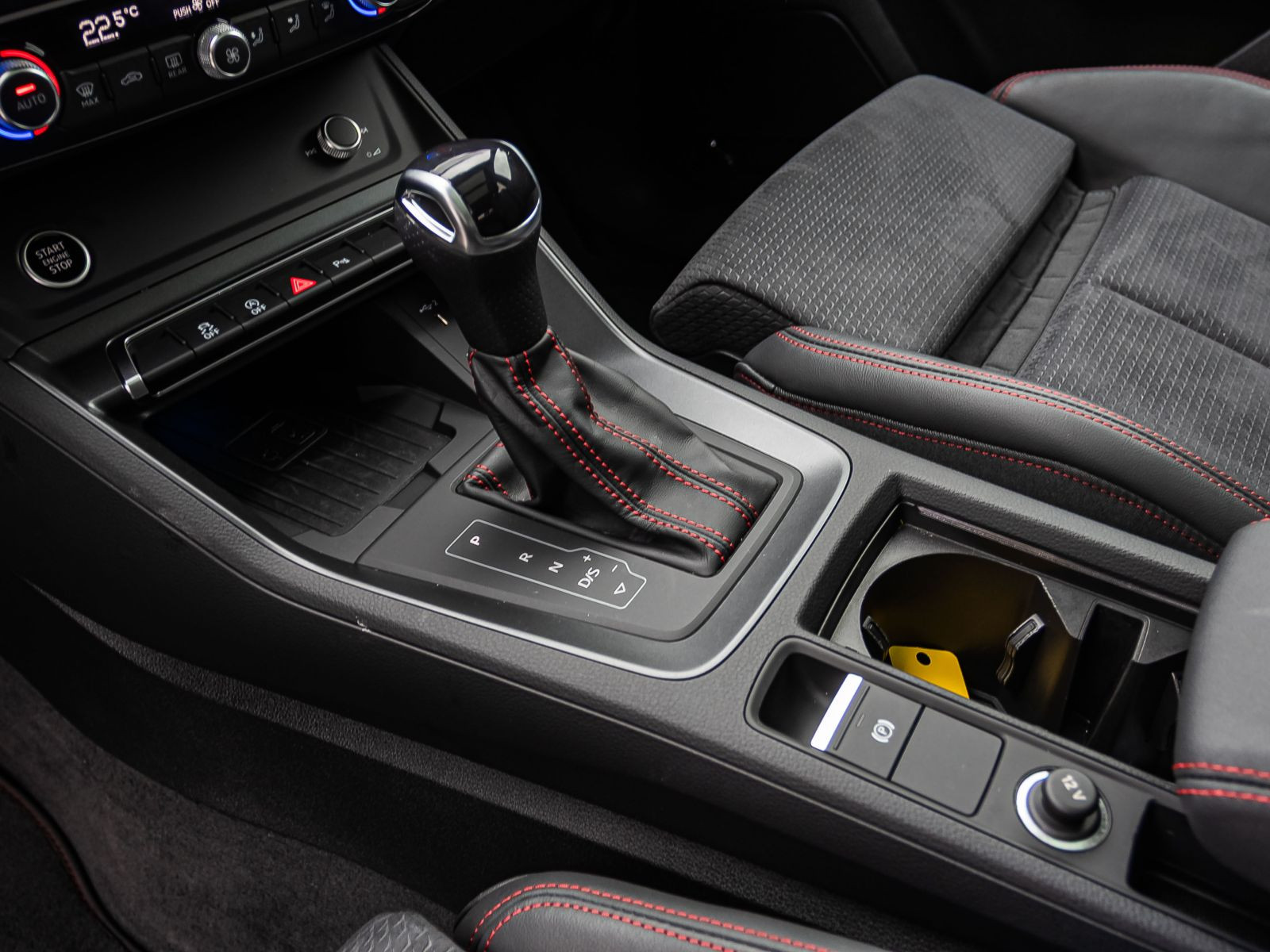 Audi Q3 Sline 35TDI Stronic Navi LED Panorama ACC AHK