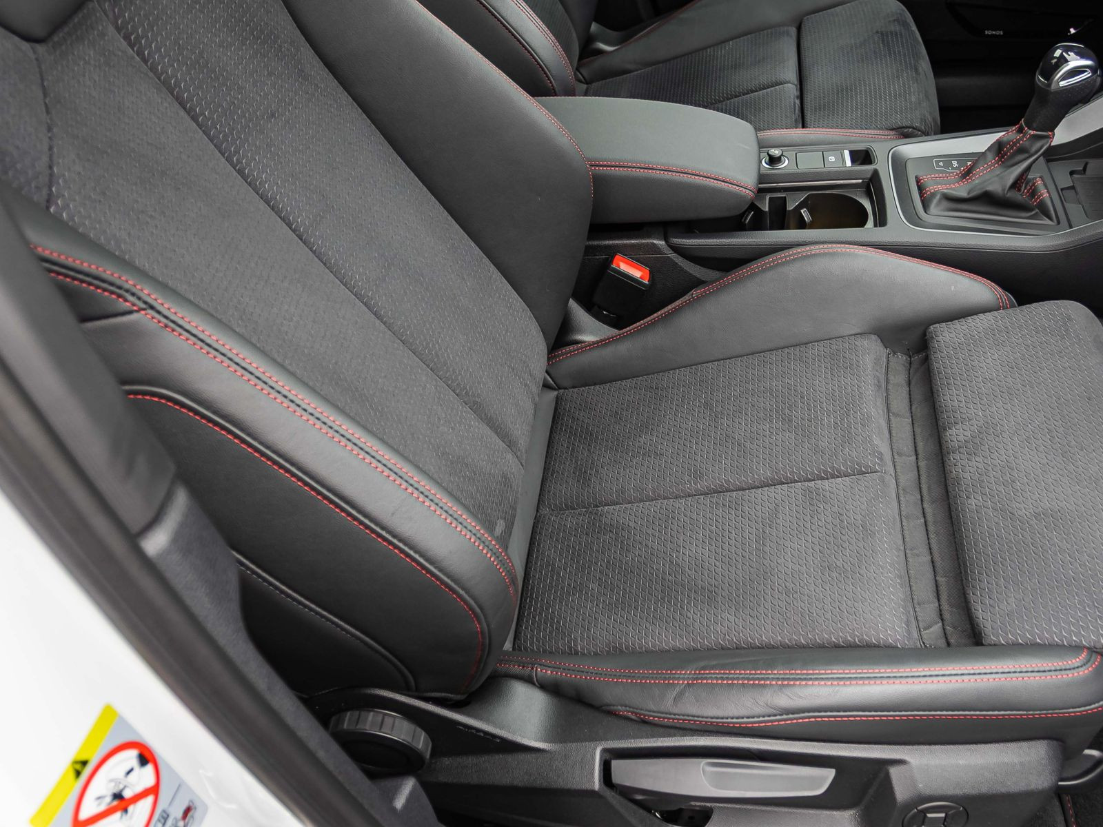 Audi Q3 Sline 35TDI Stronic Navi LED Panorama ACC AHK