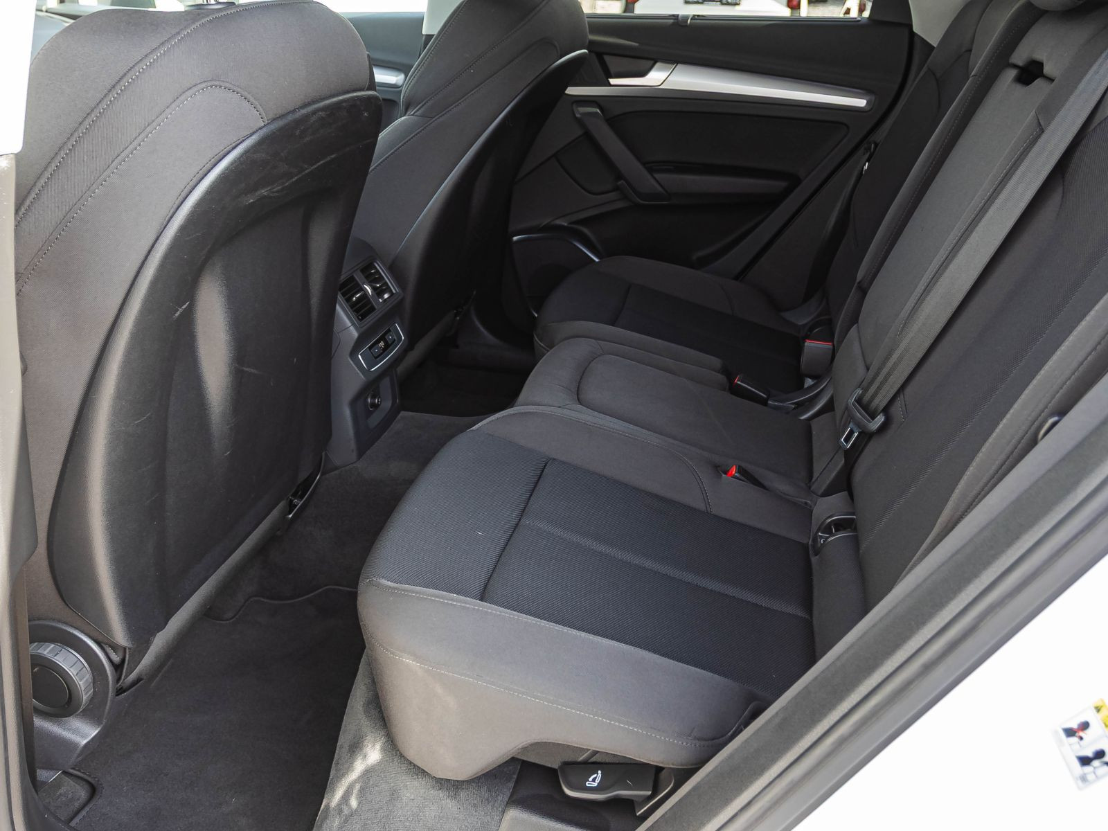 Audi Q5 Advanced 40TDI qu Navi LED HuD Panorama ACC