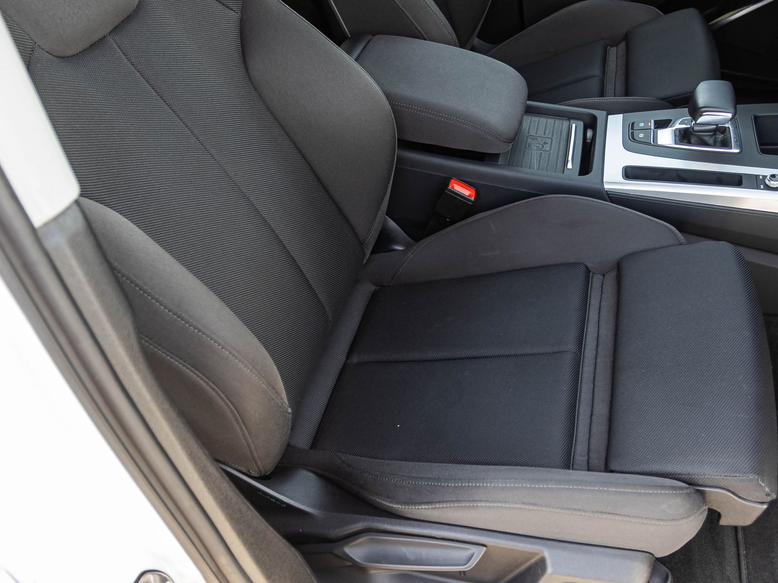 Audi Q5 Advanced 40TDI qu Navi LED HuD Panorama ACC