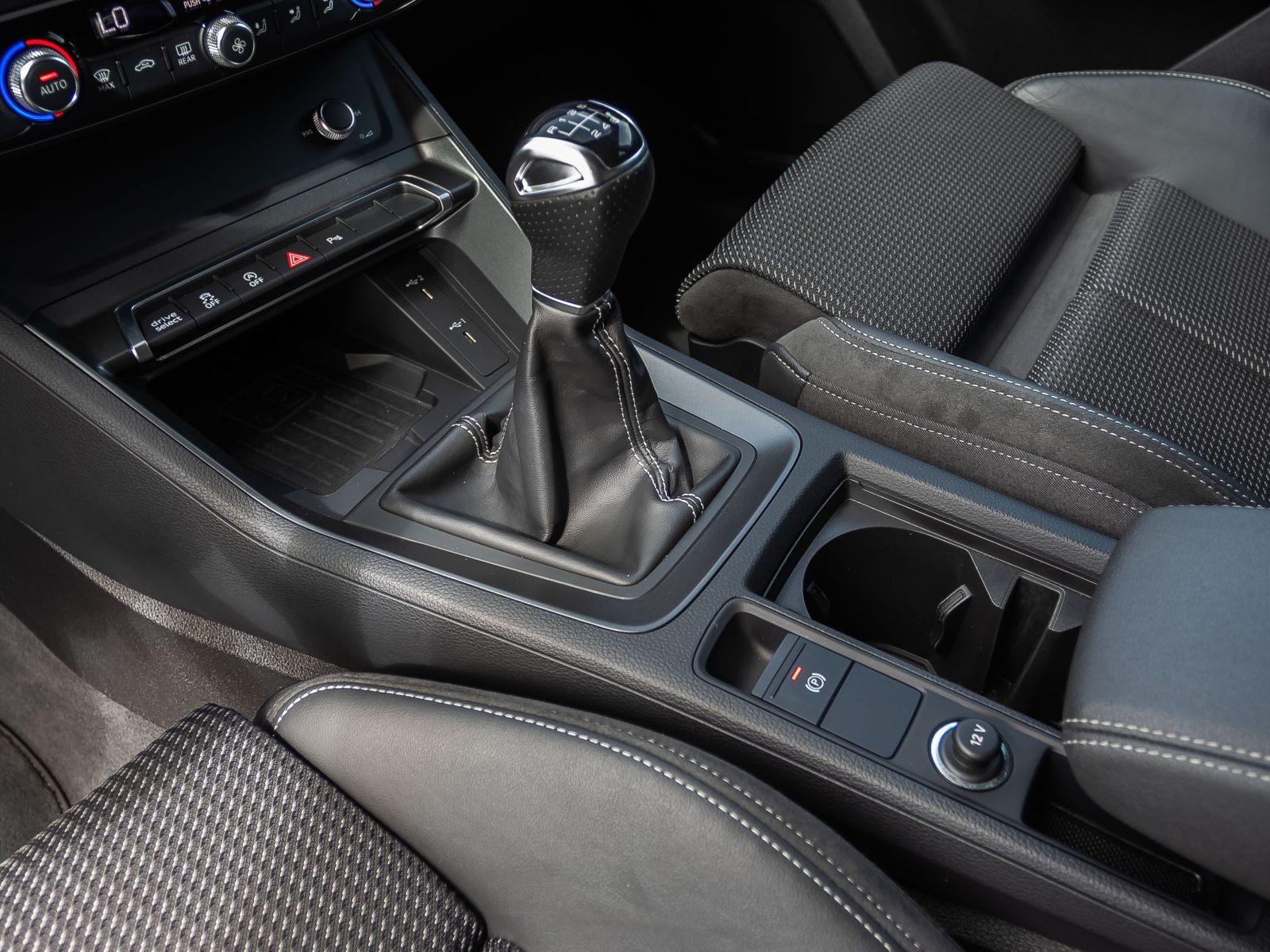Audi Q3 Sportback S line 35TFSI Navi LED CarPlay GRA
