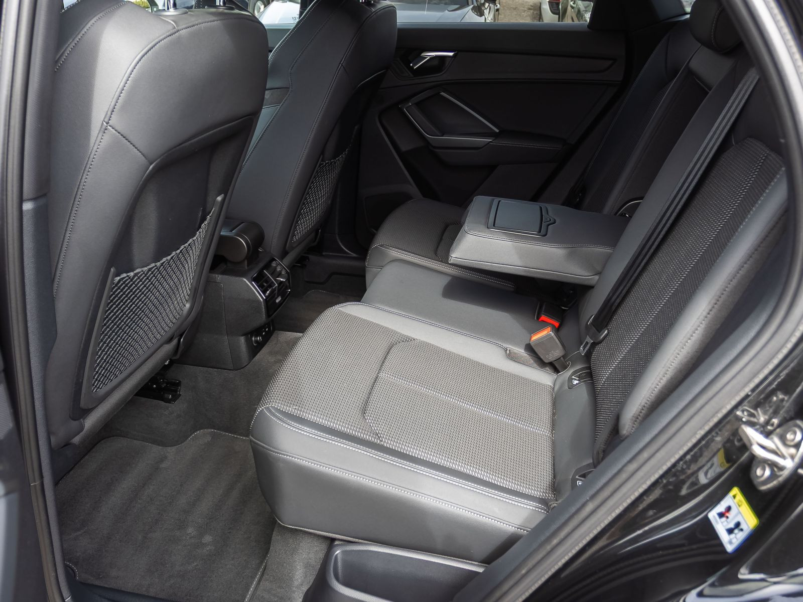 Audi Q3 Sportback S line 35TFSI Navi LED CarPlay GRA
