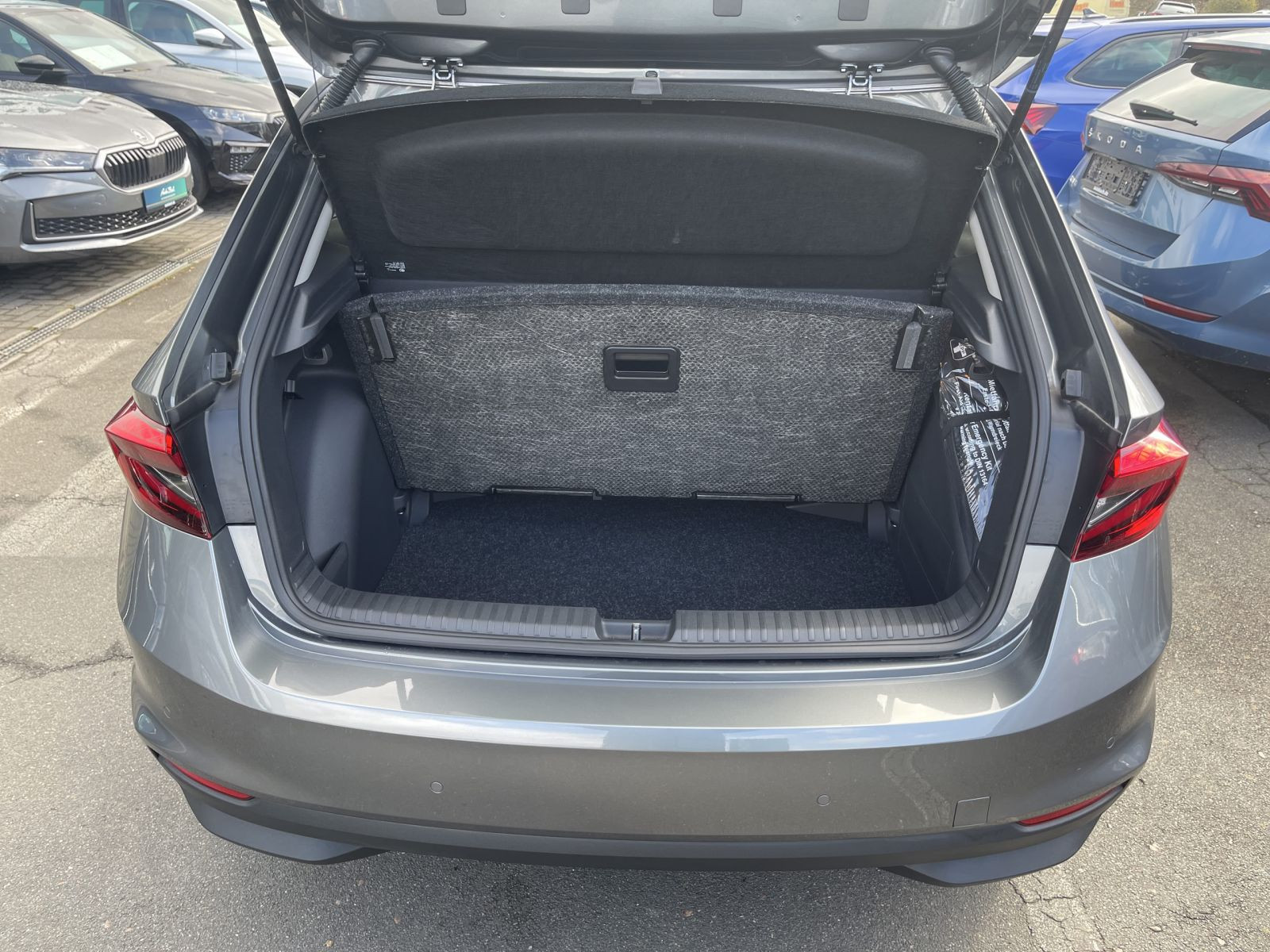 Skoda Fabia Tour 1.0 TSI EPH LED CarPlay