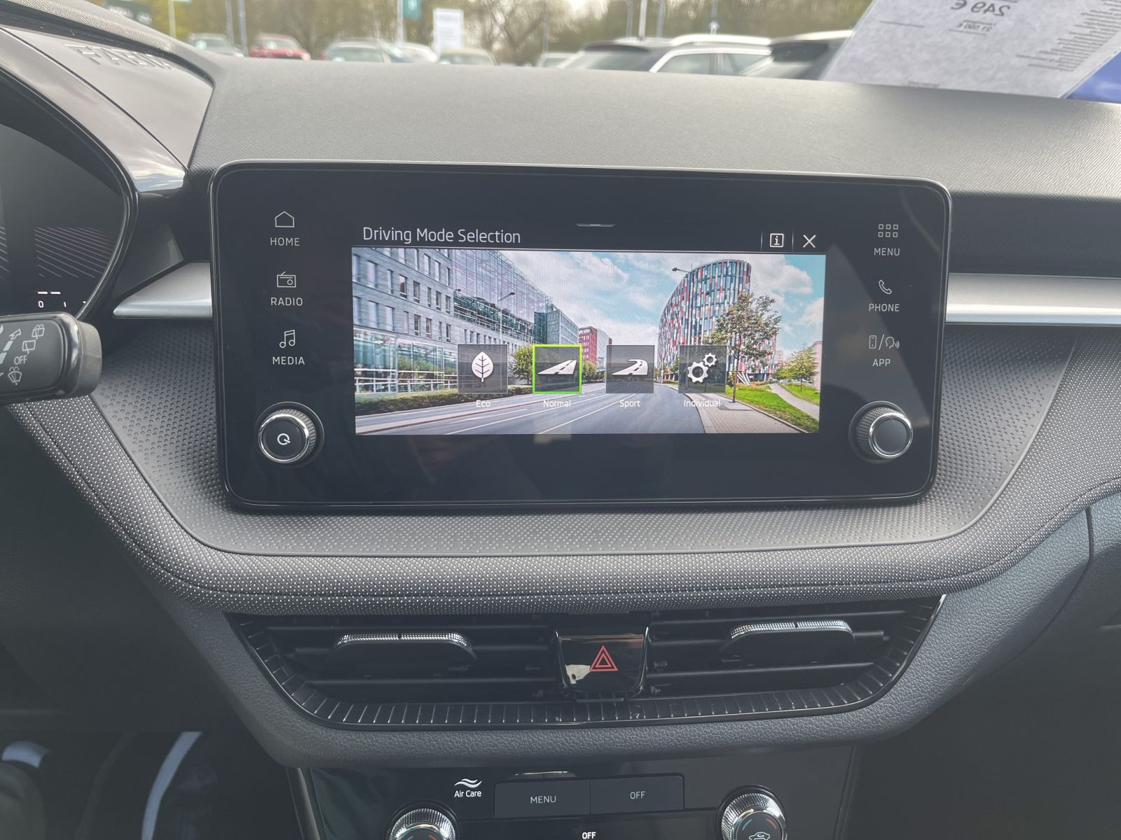 Skoda Fabia Tour 1.0 TSI EPH LED CarPlay