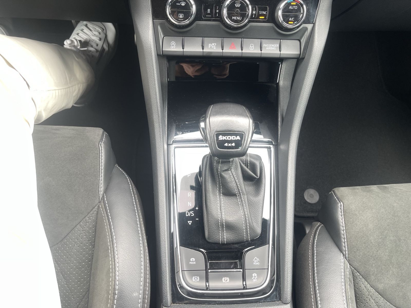 Skoda Kodiaq Sportline 2.0TDI 4x4 DSG Navi EPH GRA AHK