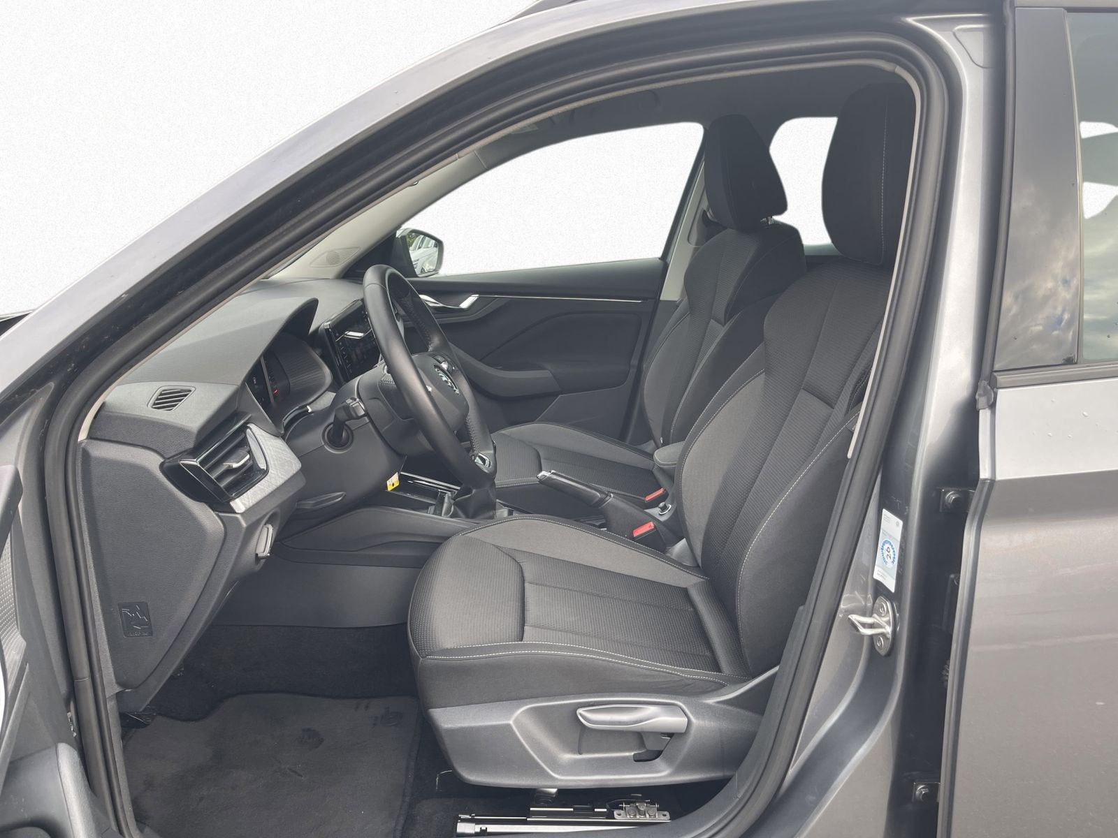 Skoda Kamiq Tour 1.0 TSI 81 kW  Navi LED CarPlay Business Paket