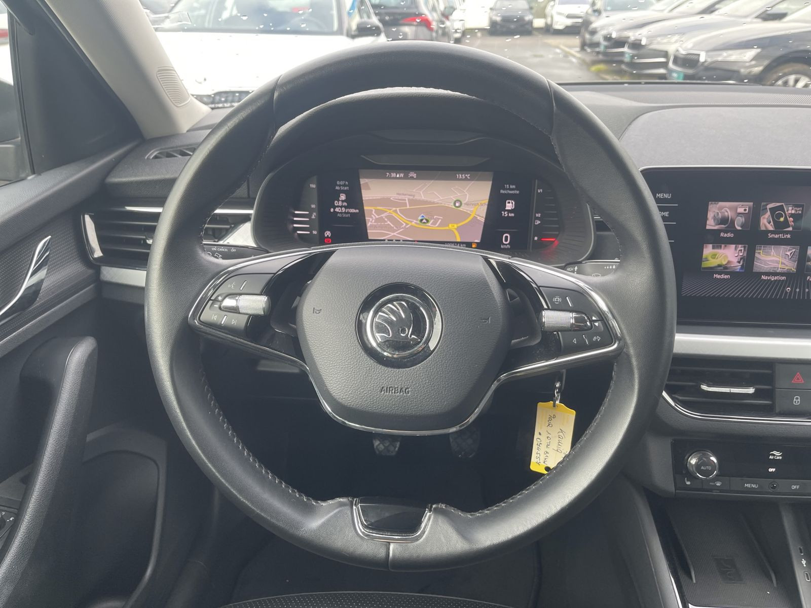 Skoda Kamiq Tour 1.0 TSI 81 kW  Navi LED CarPlay Business Paket