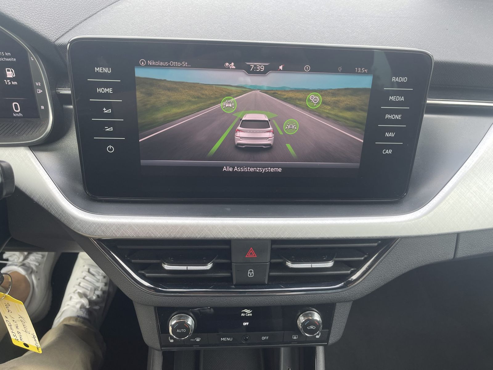 Skoda Kamiq Tour 1.0 TSI 81 kW  Navi LED CarPlay Business Paket