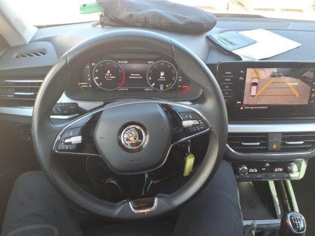 Skoda Kamiq Tour 1.0 TSI 81 kW  Navi LED CarPlay Business Paket