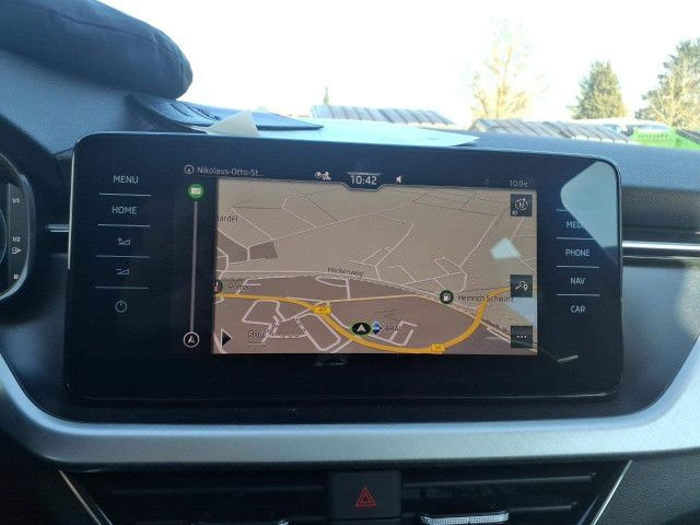 Skoda Kamiq Tour 1.0 TSI 81 kW  Navi LED CarPlay Business Paket