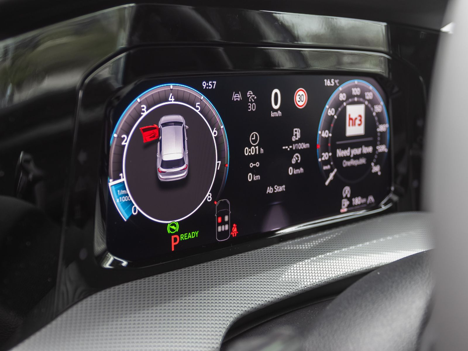 Volkswagen Golf VIII Style 1.5 eTSI DSG Matrix Panorama ACC