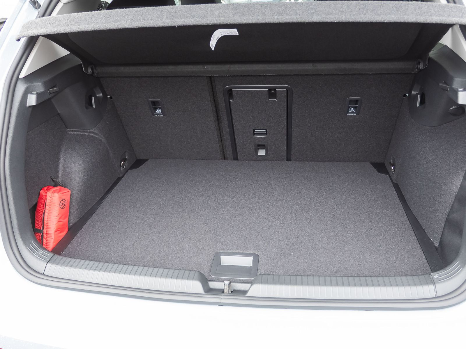 Volkswagen Golf VIII Style 1.5 eTSI DSG Matrix Panorama ACC