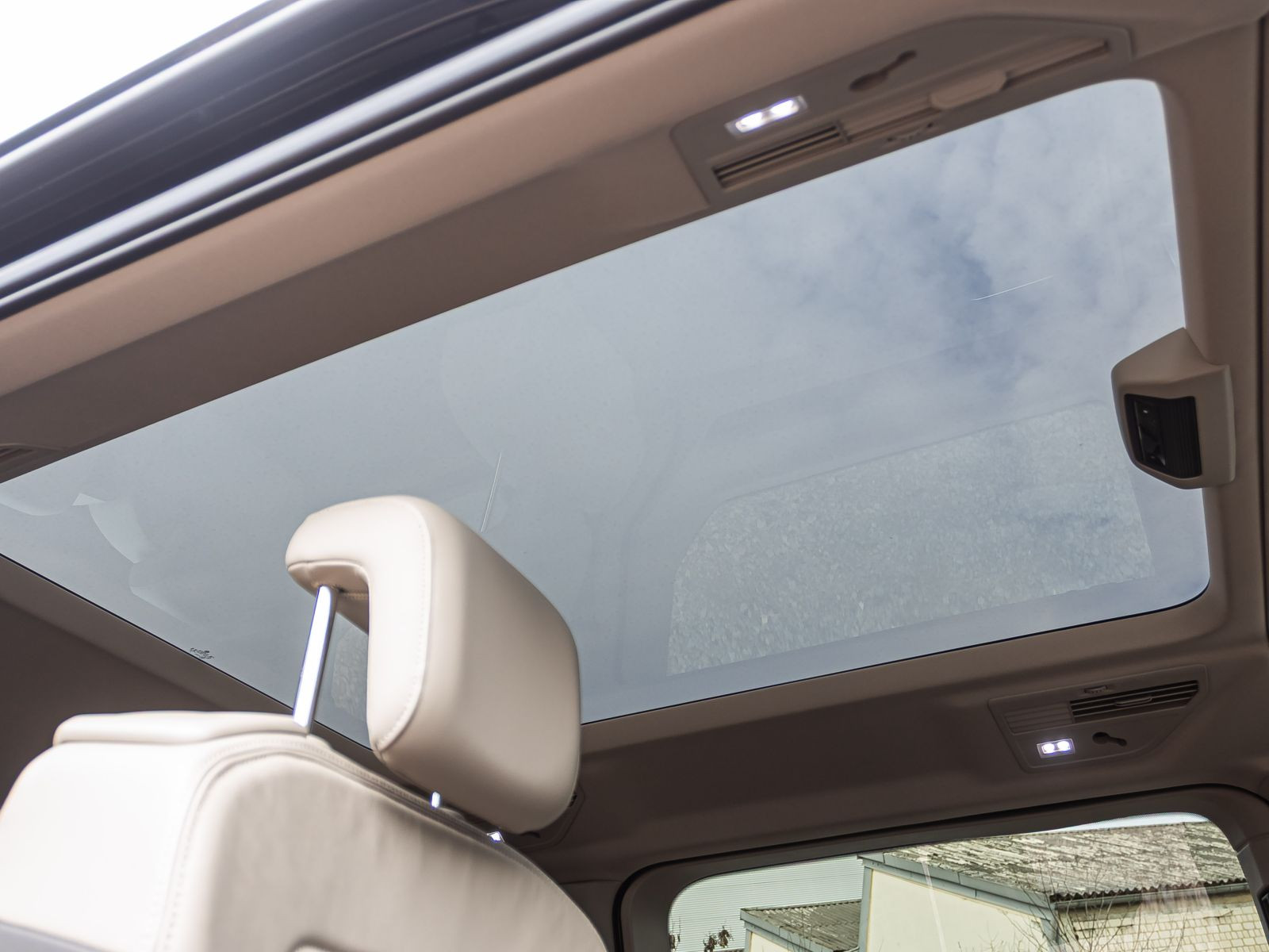 Volkswagen Multivan Life 1.4 eHybrid Navi Matrix HuD Panorama